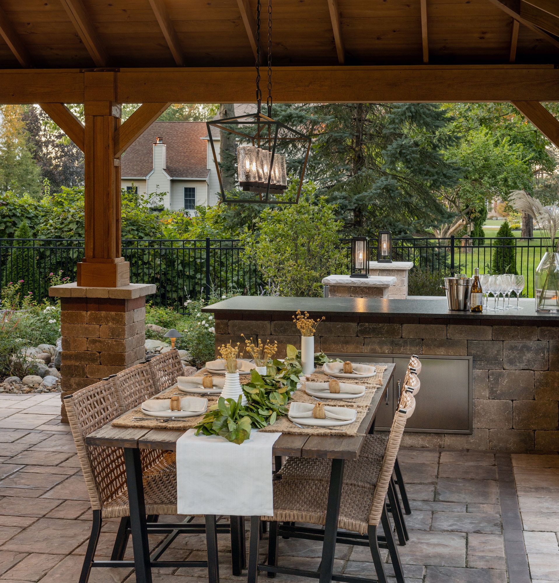 Image 7 Hinkley Alford Place Six Light Linear Chandelier Oil Rubbed Bronze more views