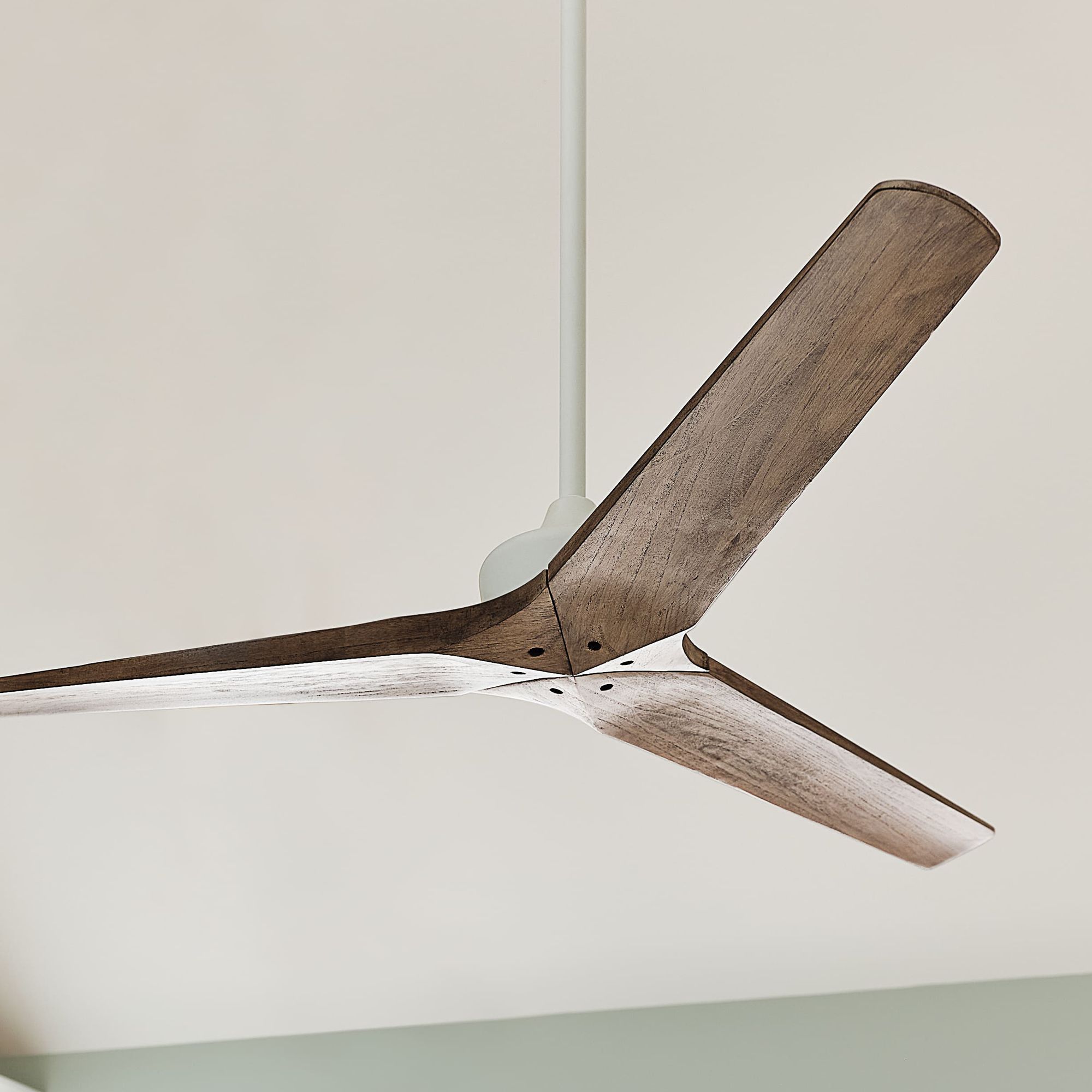 Hinkley Chisel White Collection