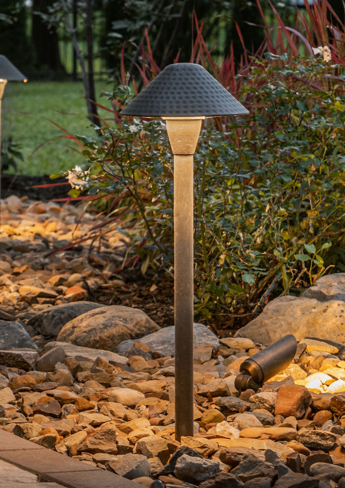 Hinkley Hardy Island Path Light Collection