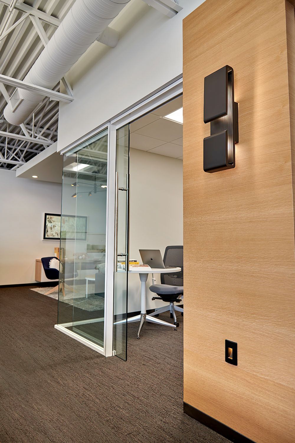 Hinkley Luna Low Voltage Matte Step Light in scene