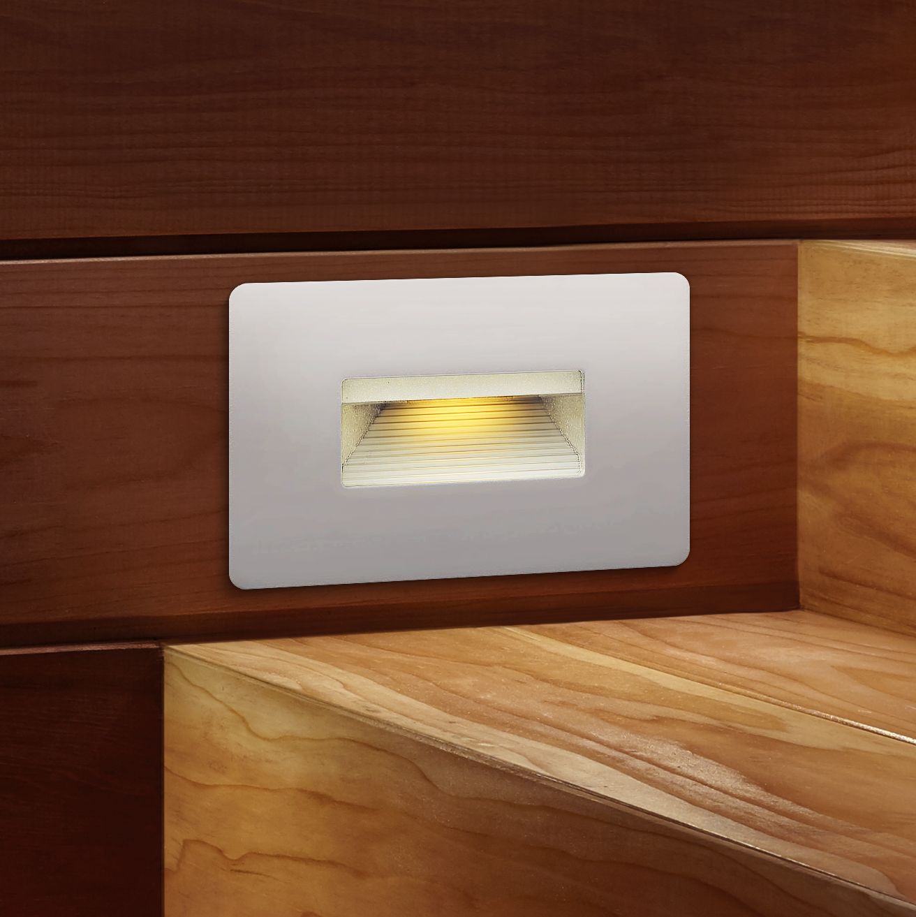 HINKLEY Luna White Collection