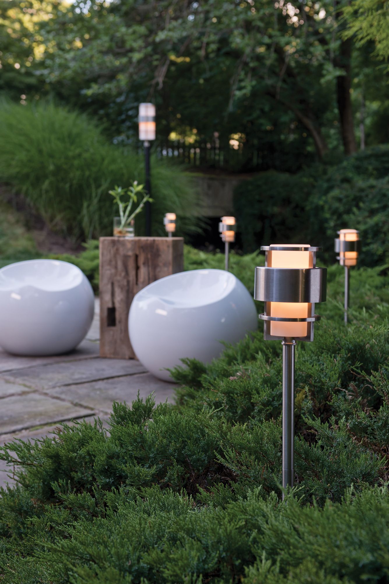 Image 7 Hinkley Saturn 21 3/4" High Stainless Steel Post Mount Light more views