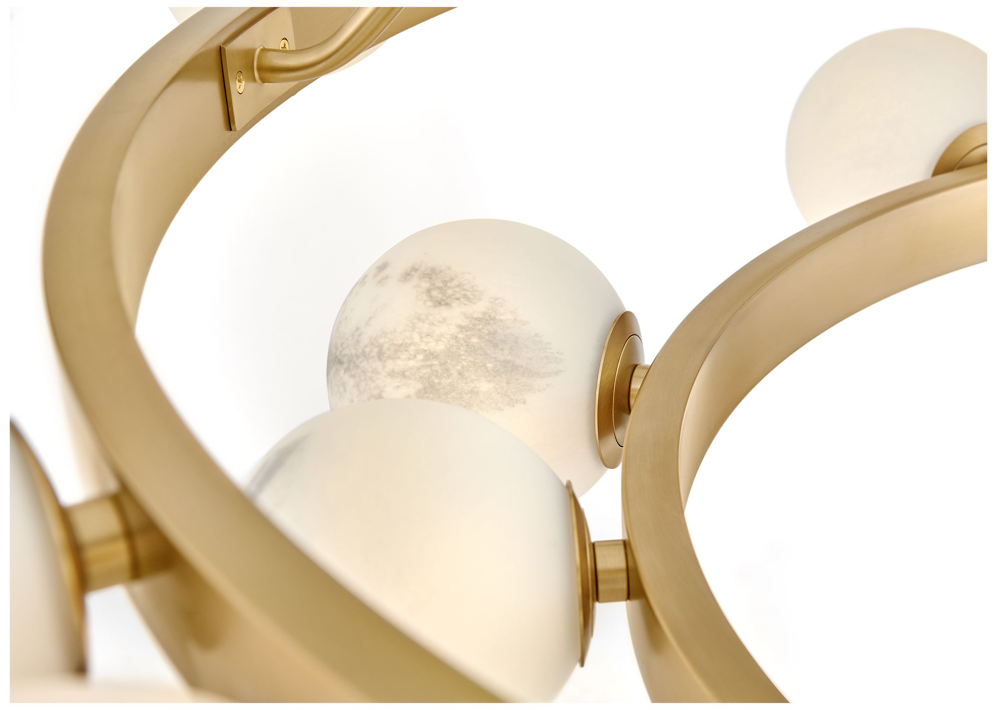 Hinkley Selene 48" Lacquered Brass 18-Light Multi-Tier Ring Chandelier