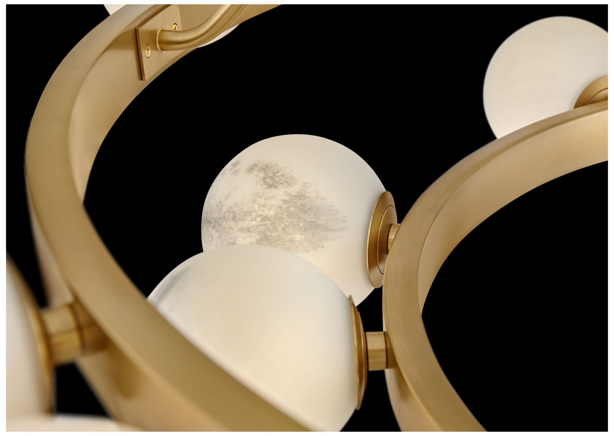 Hinkley Selene 48" Lacquered Brass 18-Light Multi-Tier Ring Chandelier