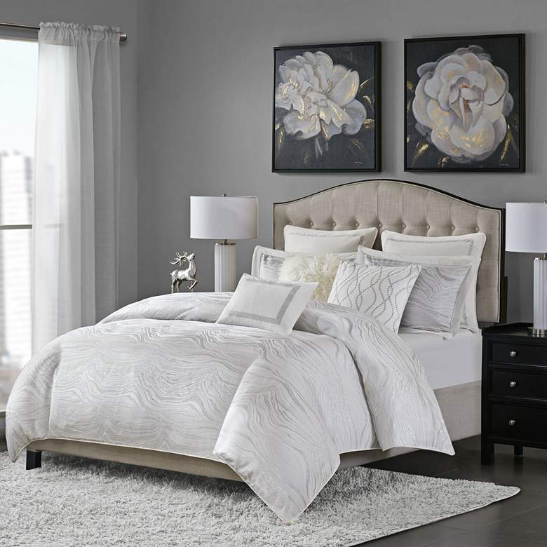 Image 2 Hollywood Glam White 8-Piece Queen Comforter Set more views