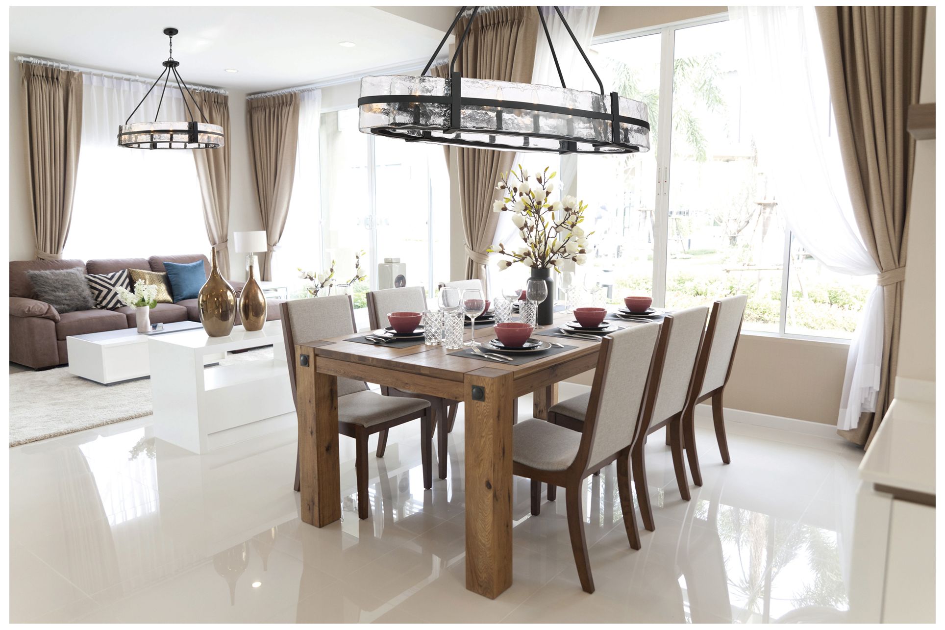 Hudson 10-Light Oval Chandelier in Matte Black