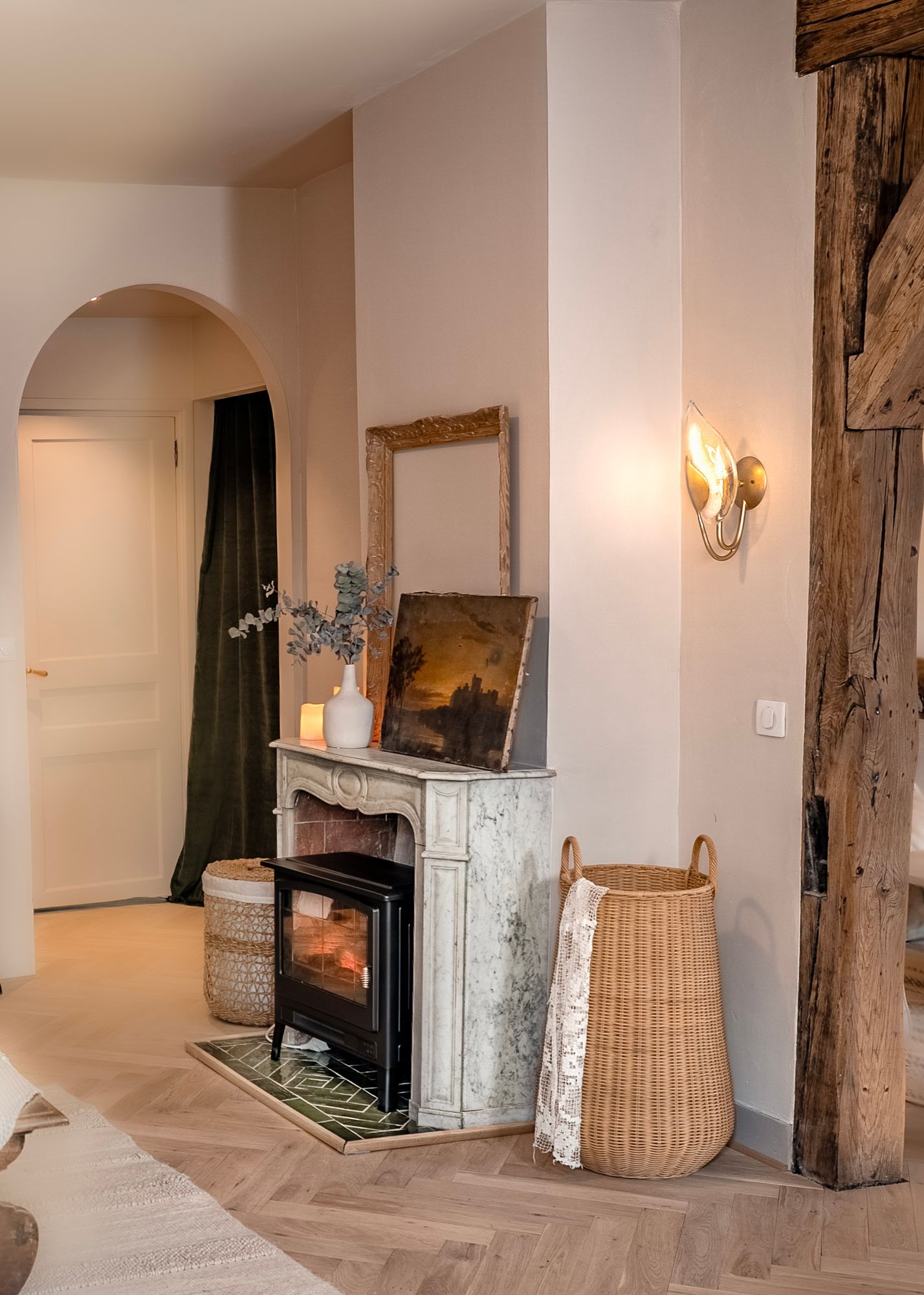 Thumbnail4 of Hudson Valley 16" High Gold Flower Blossom Wall Sconce more views