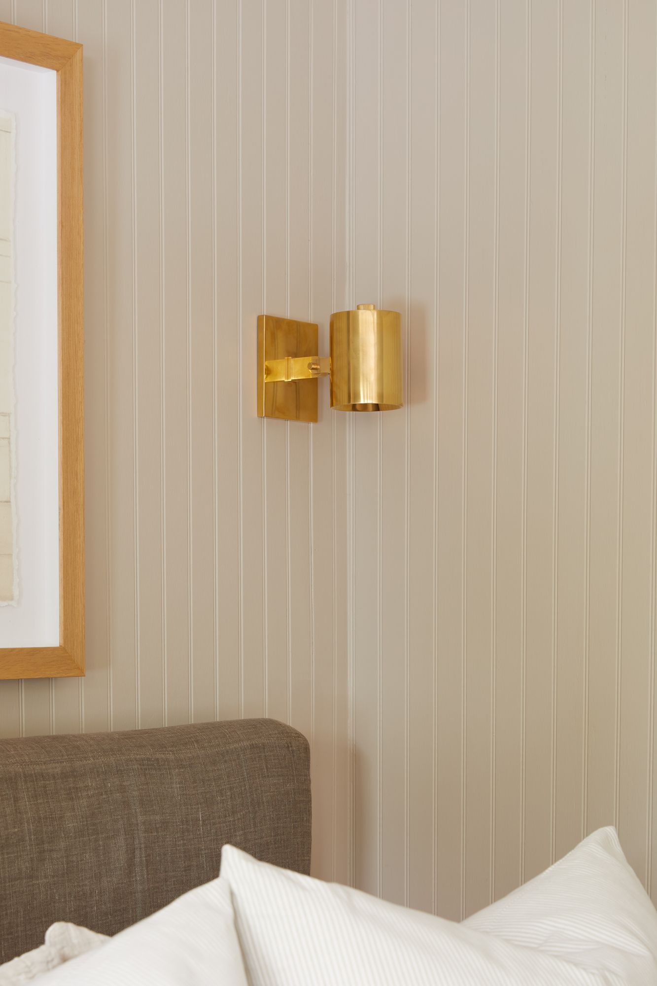 Image 5 Hudson Valley Highgrove 4.75 In. Brass 1 Light Sconce more views