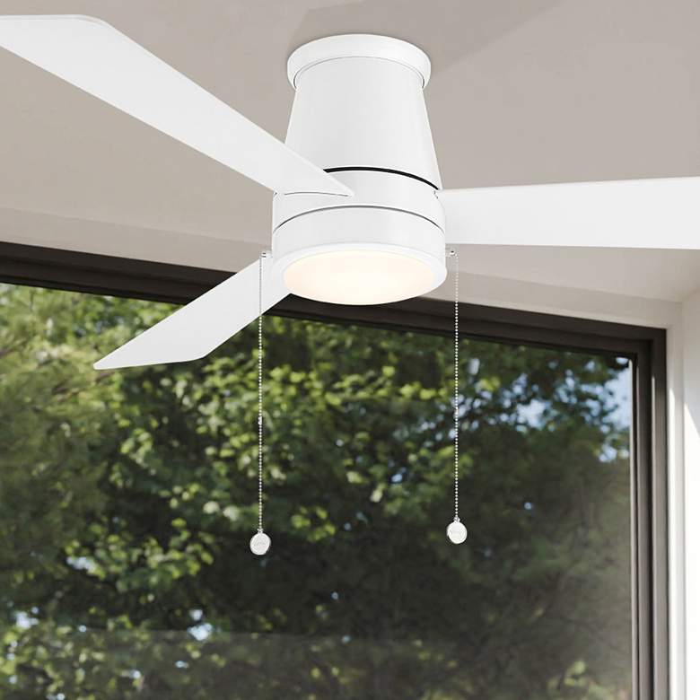 Image 1 Hug 3-Blade Pull Chain Hugger Fan