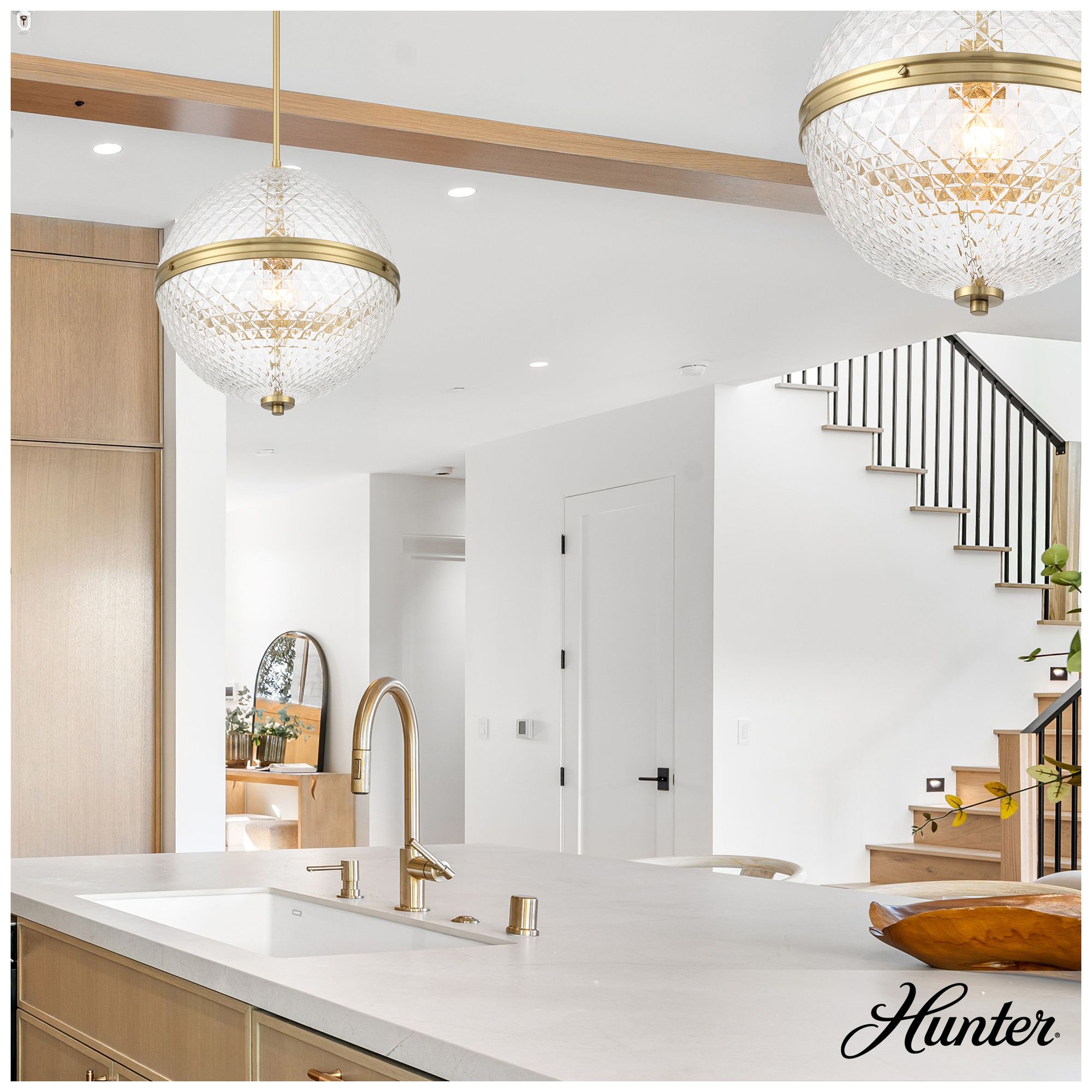 Image 3 Hunter Bay Hollow Alturas Gold with Clear Glass 1 Light Pendant more views