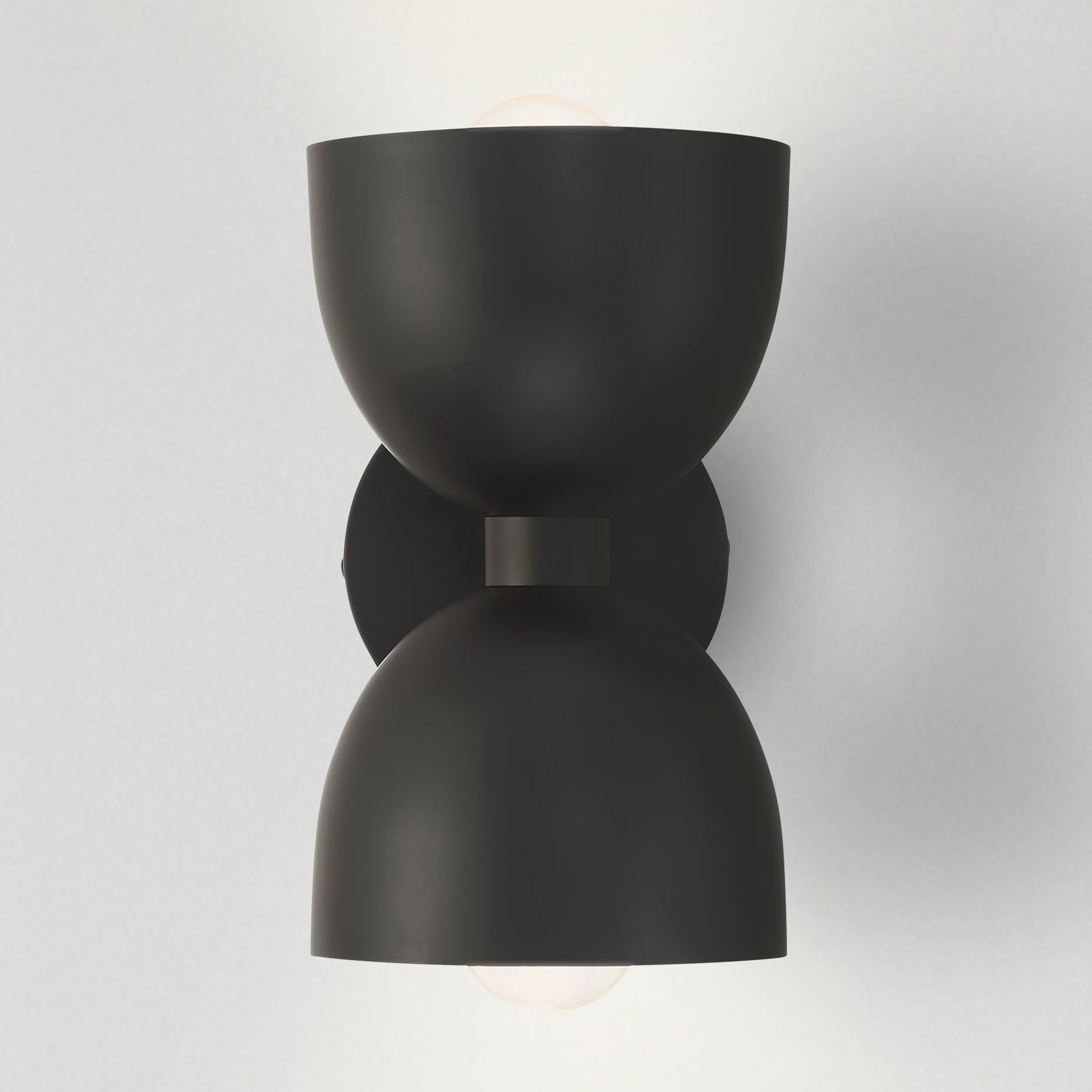 Hunter Erling Black Collection