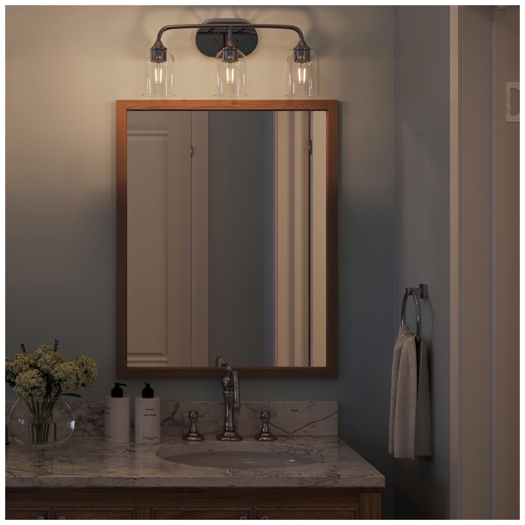 Image 5 Ilia 3-Light Bath Vanity with Clear Glass Shade more views