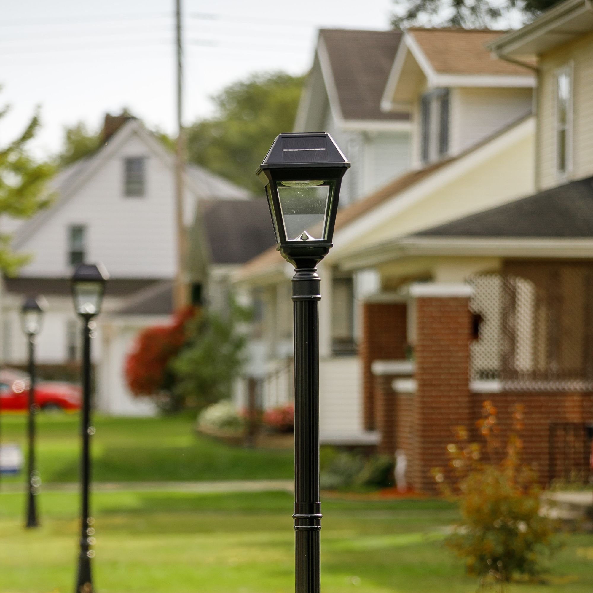 Watch A Video About the Imperial III Commercial Solar Post Light with Dual Color Temperature