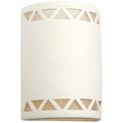 Jaken-13-inch-high-row-of-triangles-ceramic-paintable-white-up/down-LED