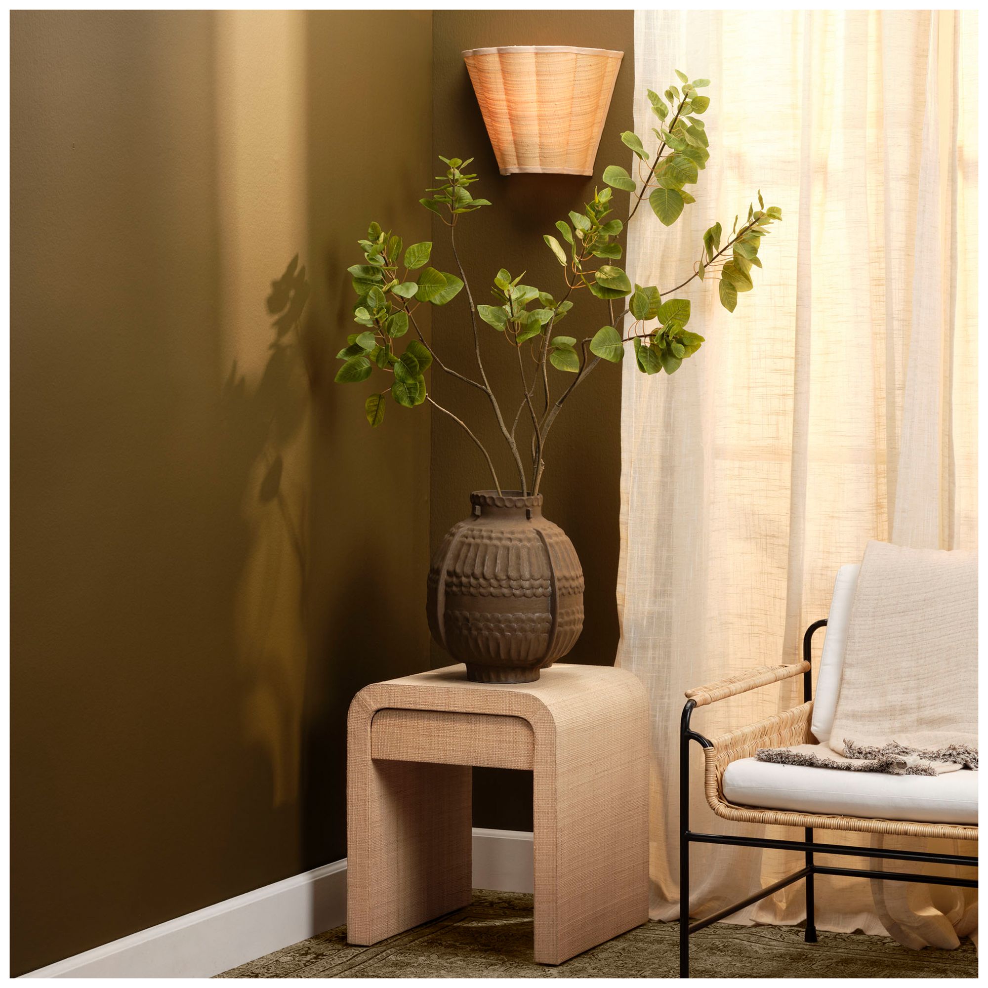 Image 2 Jamie Young Scalloped 1-Light Wall Sconce in Raffia more views