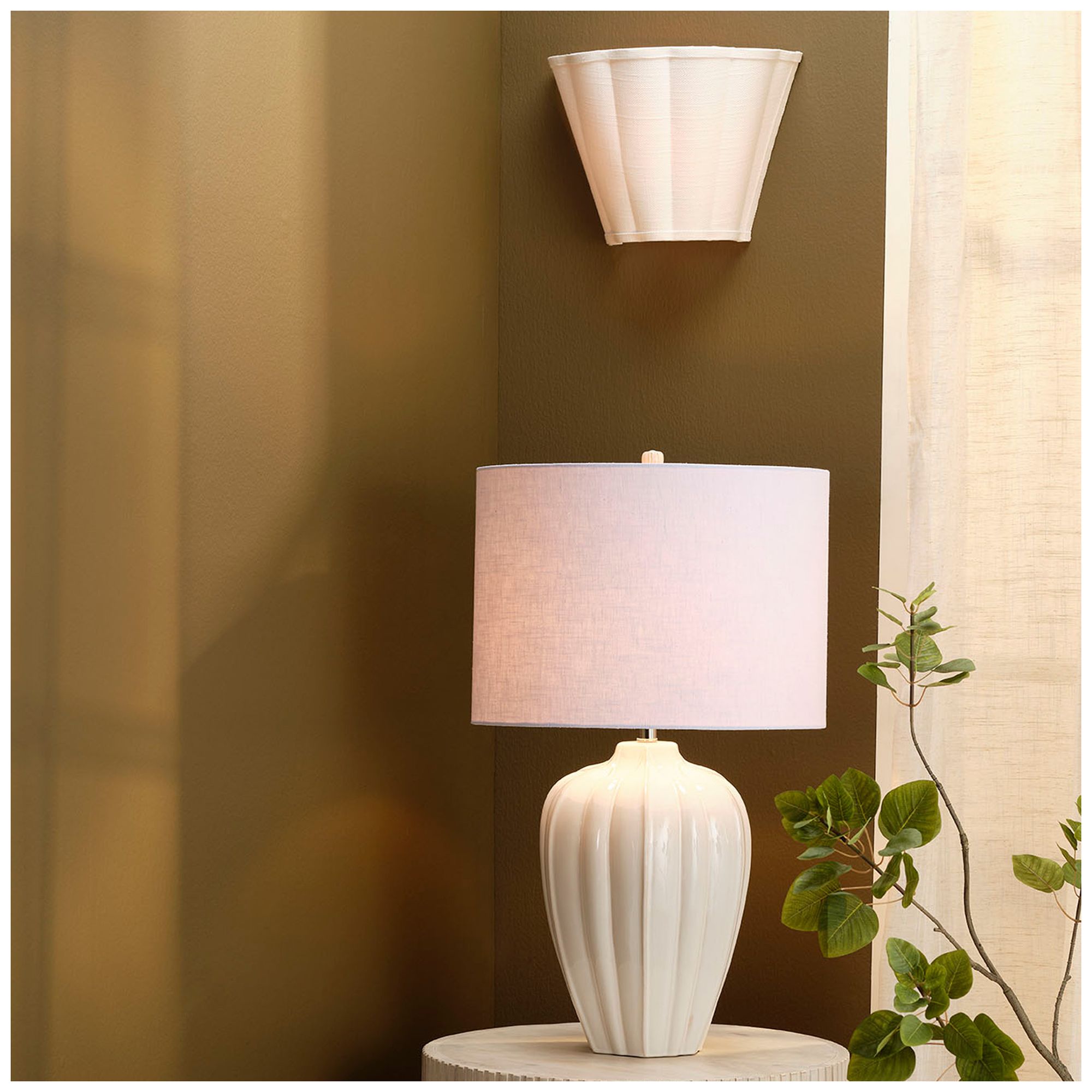 Image 2 Jamie Young Scalloped 1-Light Wall Sconce in White Linen more views