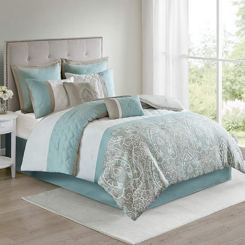 Image 2 Josefina Seafoam and White 8-Piece Queen Comforter Bed Set