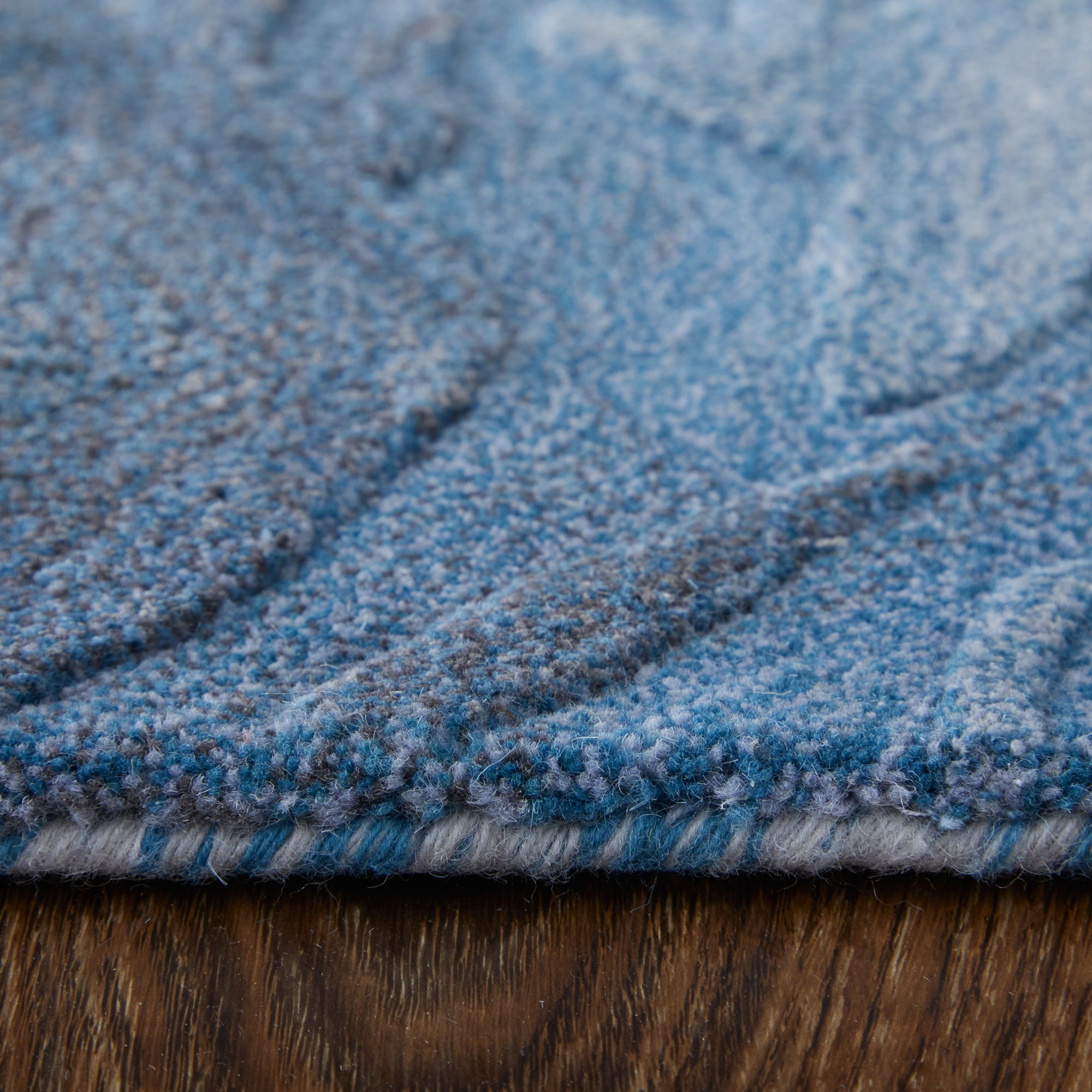 Kawai Abstract Hand Tufted Blue Area Rug 4' x 6'