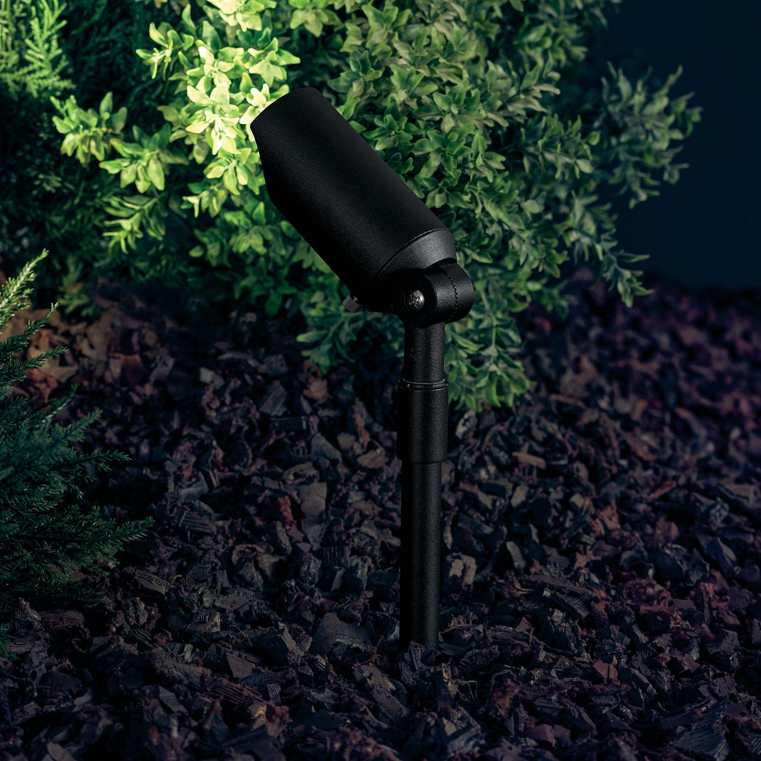 Kichler Aluminum Low Voltage Landscape Scoop Accent Light in scene