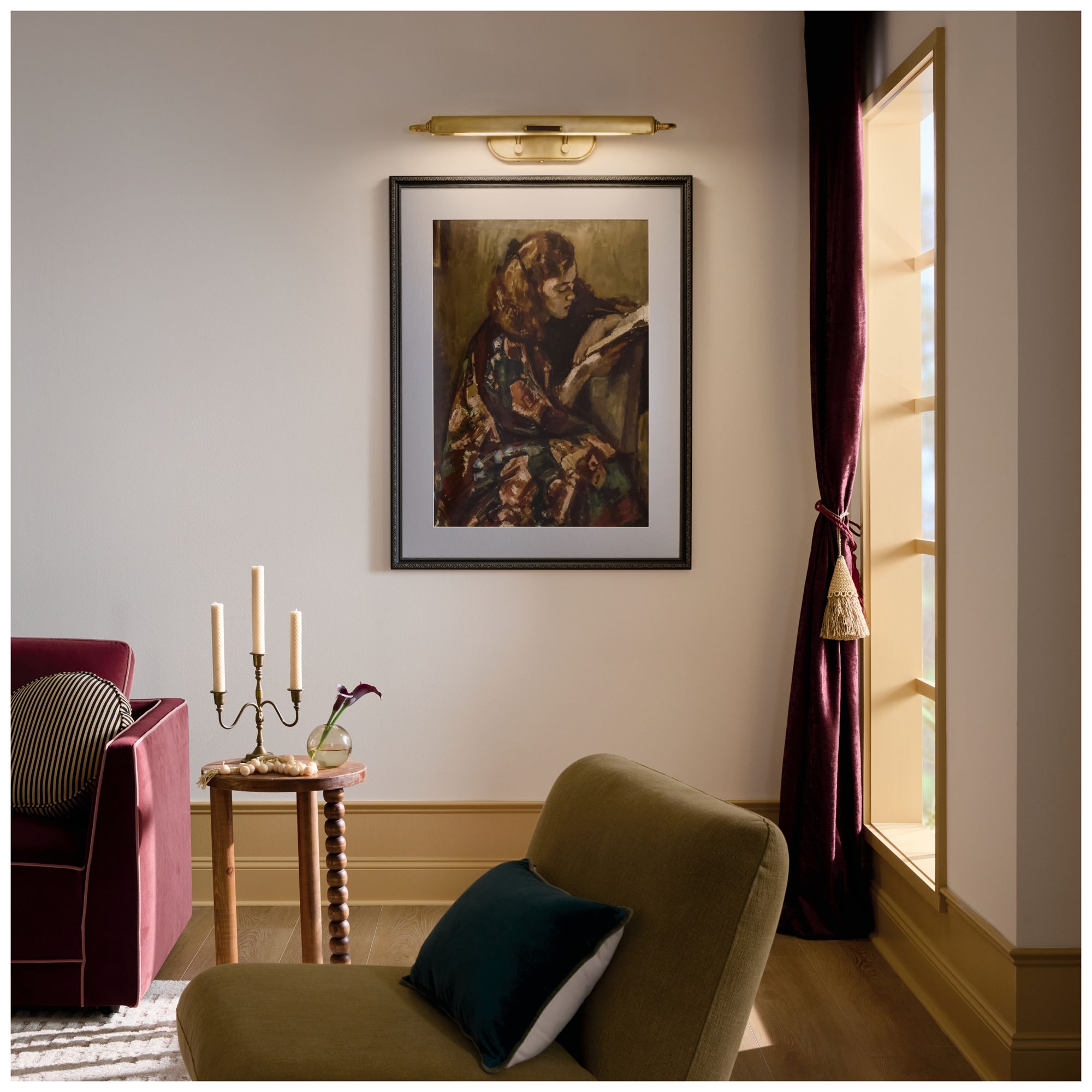 Kichler Caillier 29.25" 2-Light Picture Light in Lacquered Brass