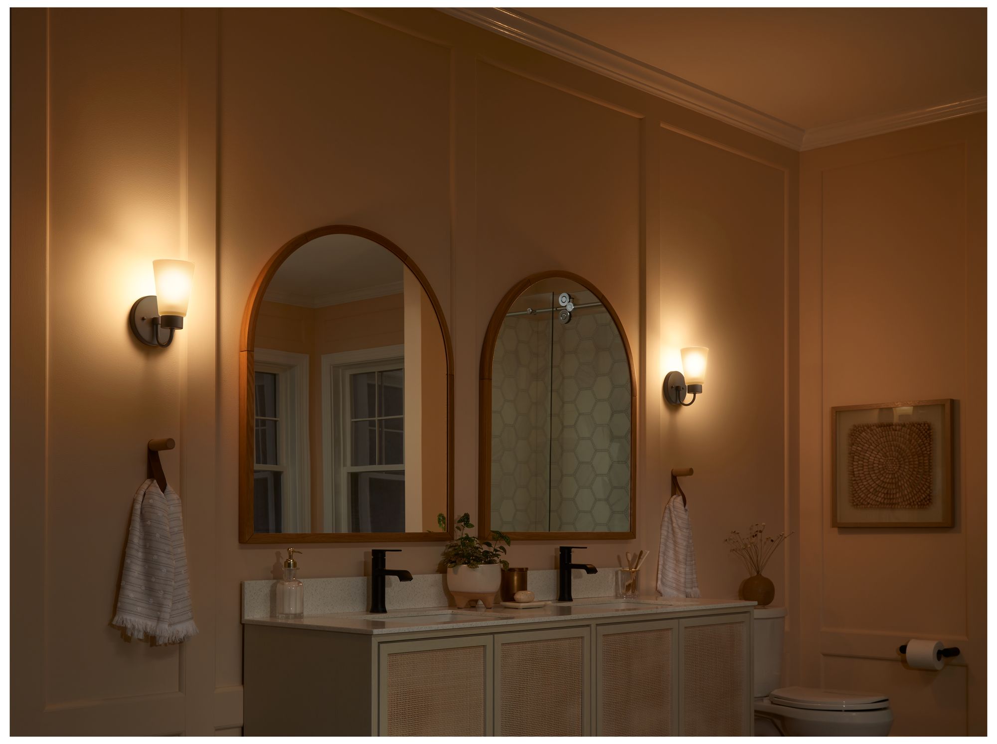 Kichler Stamos Olde Bronze Wall Sconce 1Lt