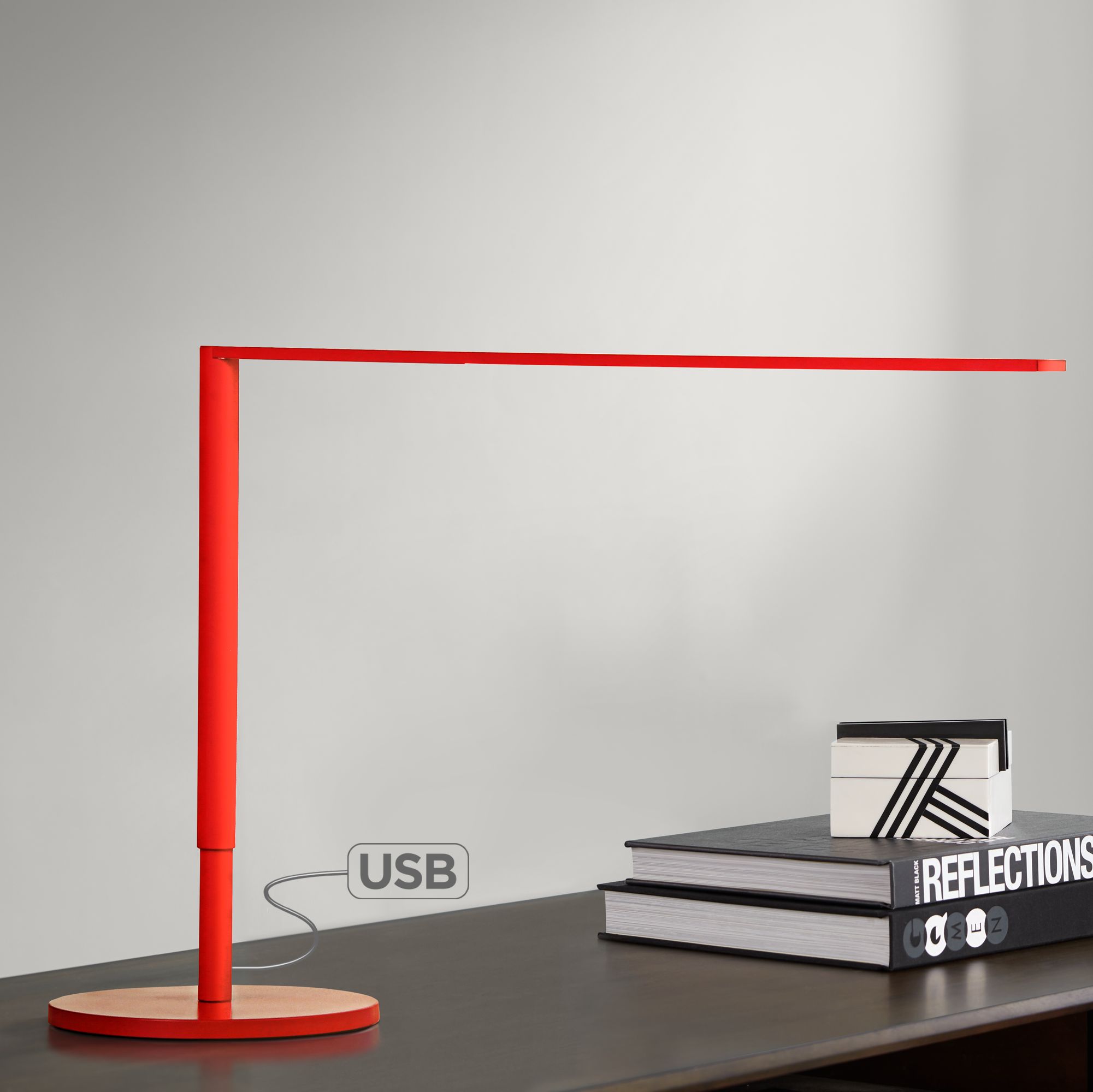 koncept lady 7 desk lamp