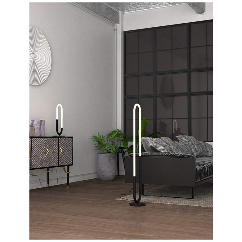 Image 3 Kuzco Huron LED 21-in Black LED Table Lamp more views