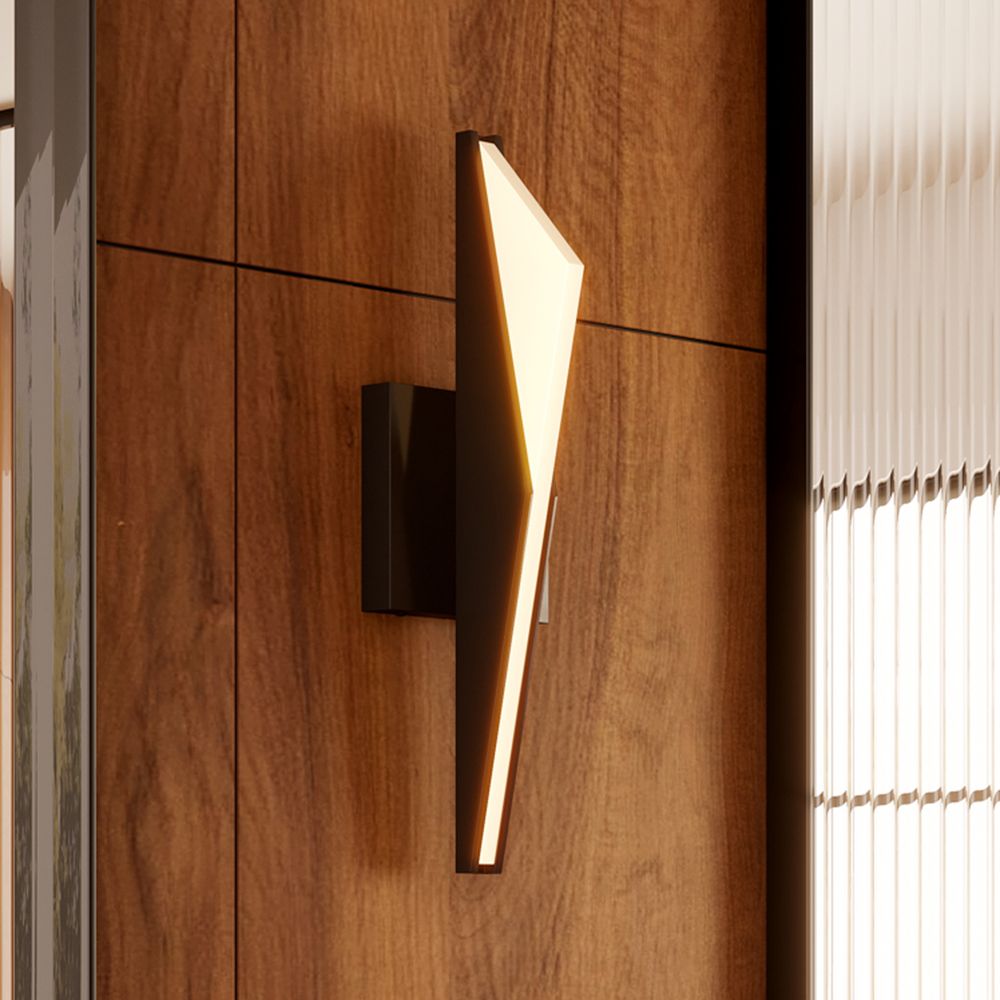 Kuzco Tachi Black Collection