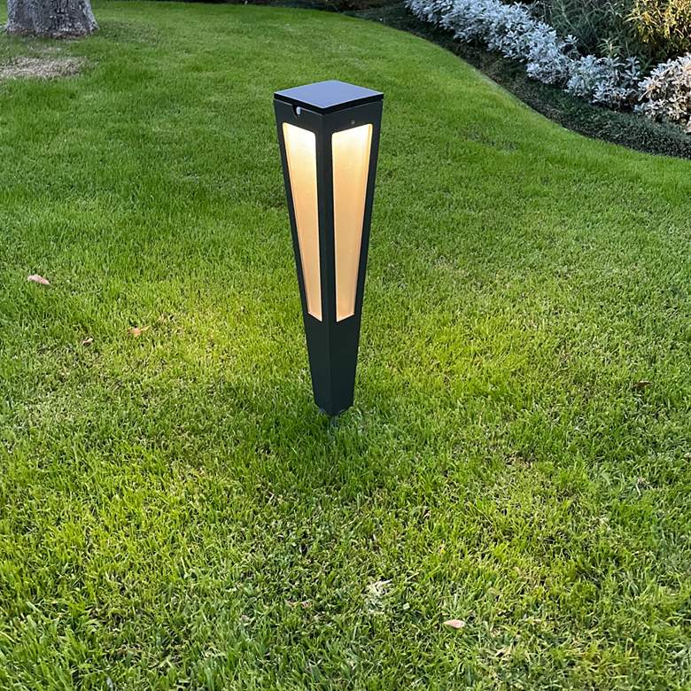 Image 3 Lanai 20 inch High Space Gray Aluminum LED Solar Torch Light more views