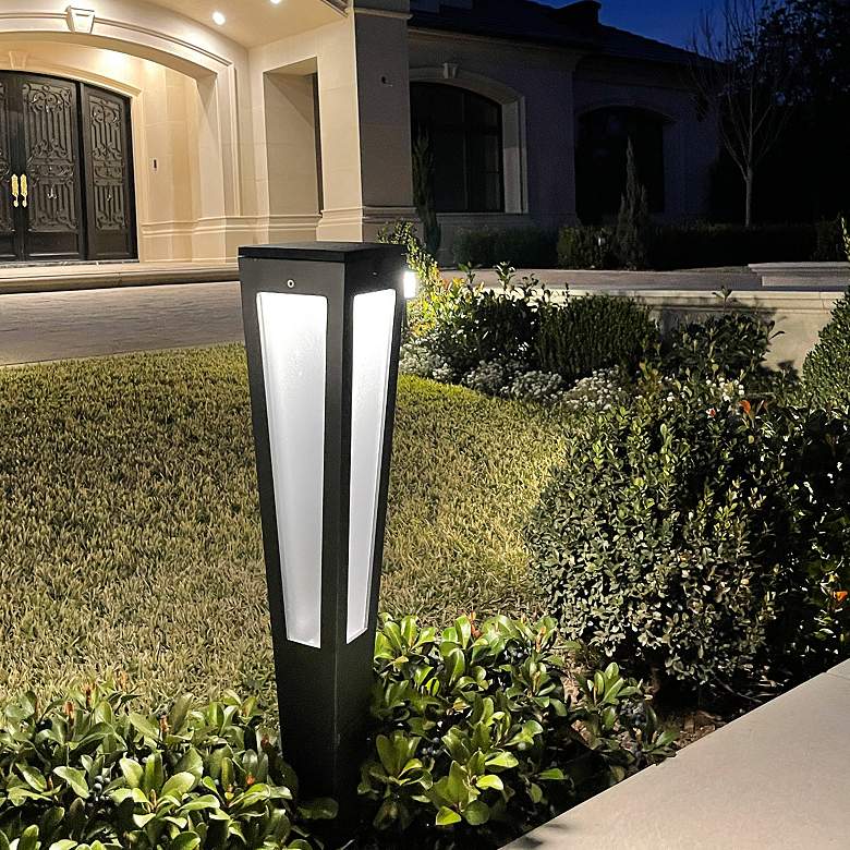 Image 4 Lanai 20" High Space Gray Aluminum LED Solar Torch Light more views