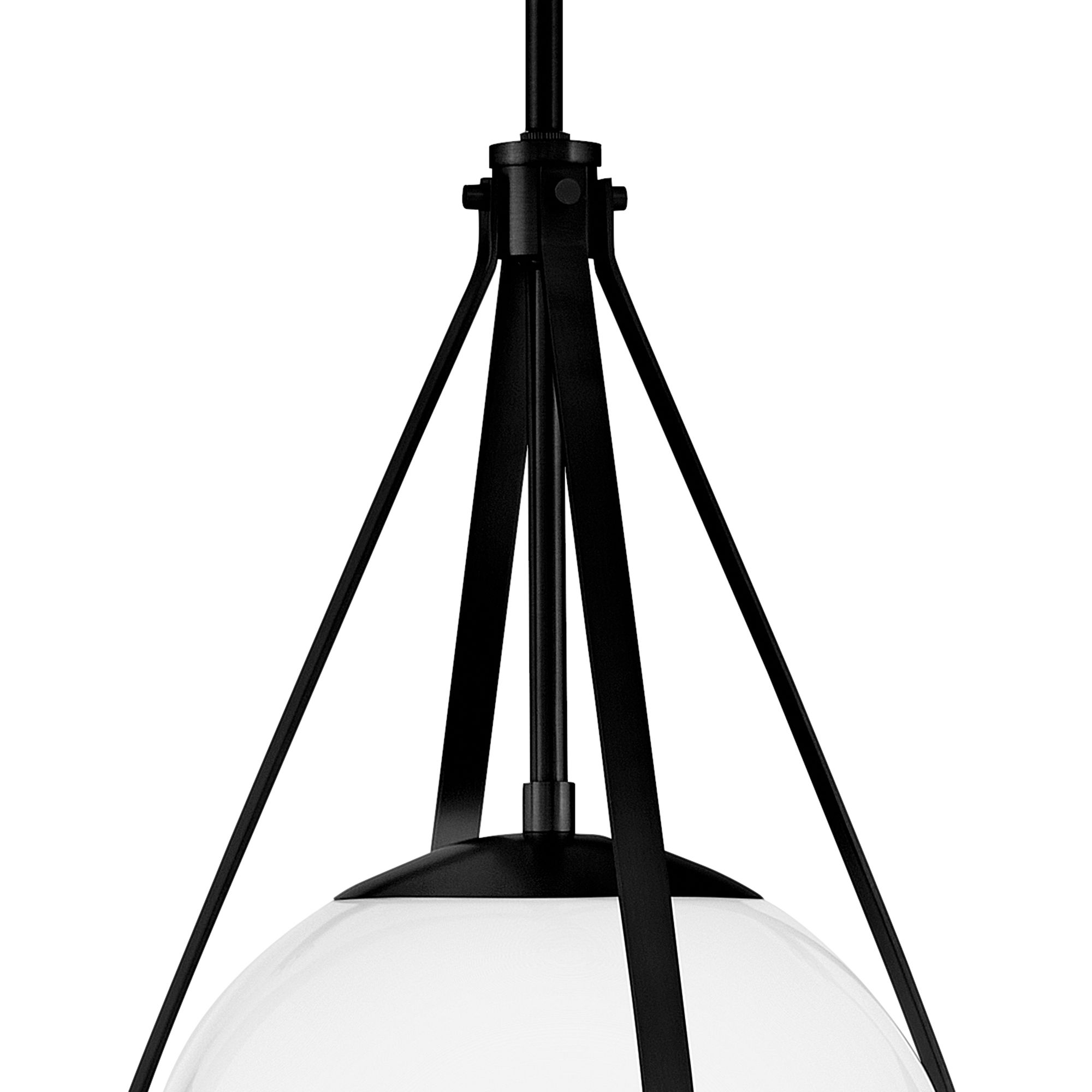 Lark Colby Small Pendant Black