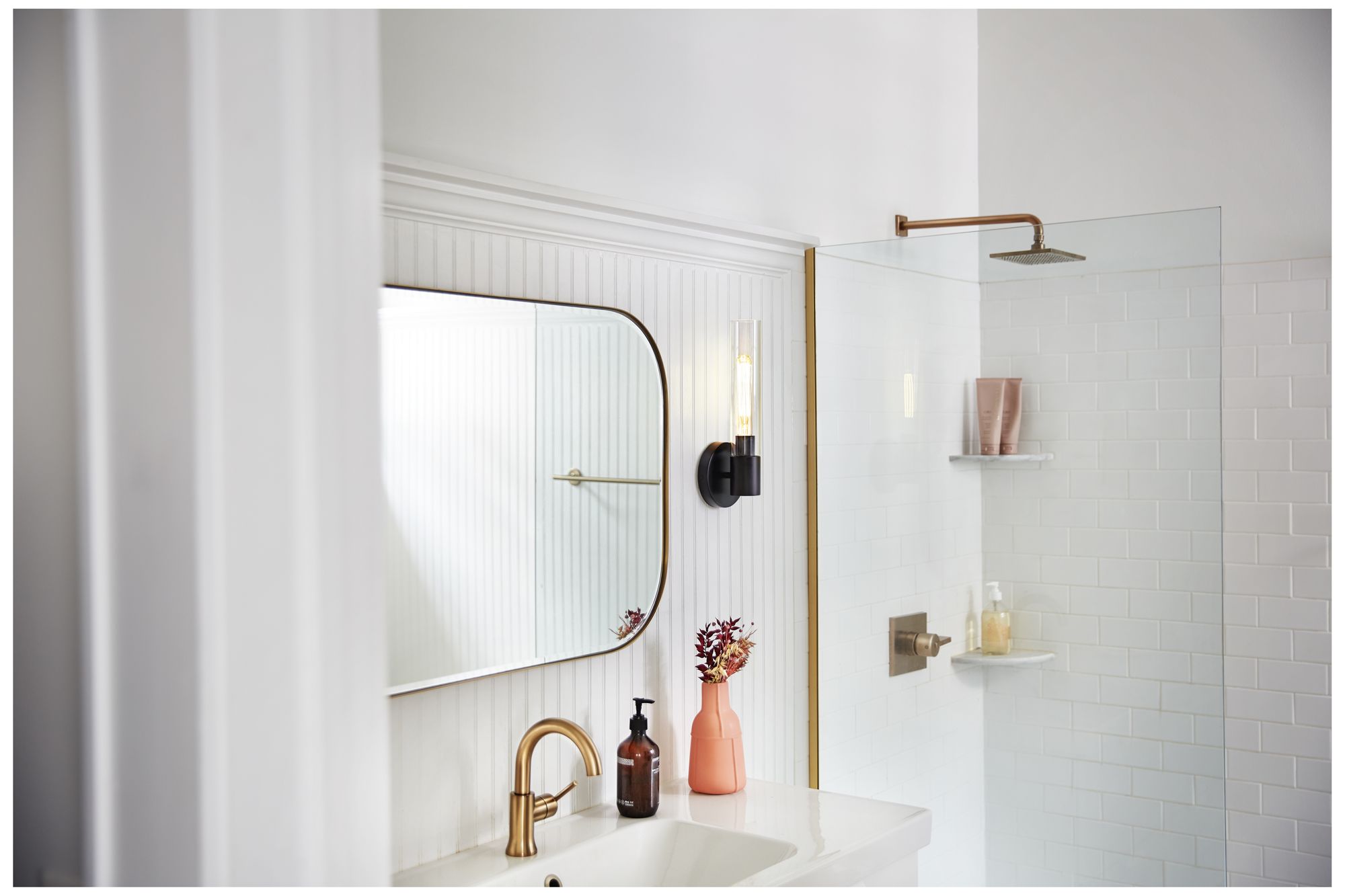Lark-Shea Bath-Single Light Vanity-Lacquered Brass