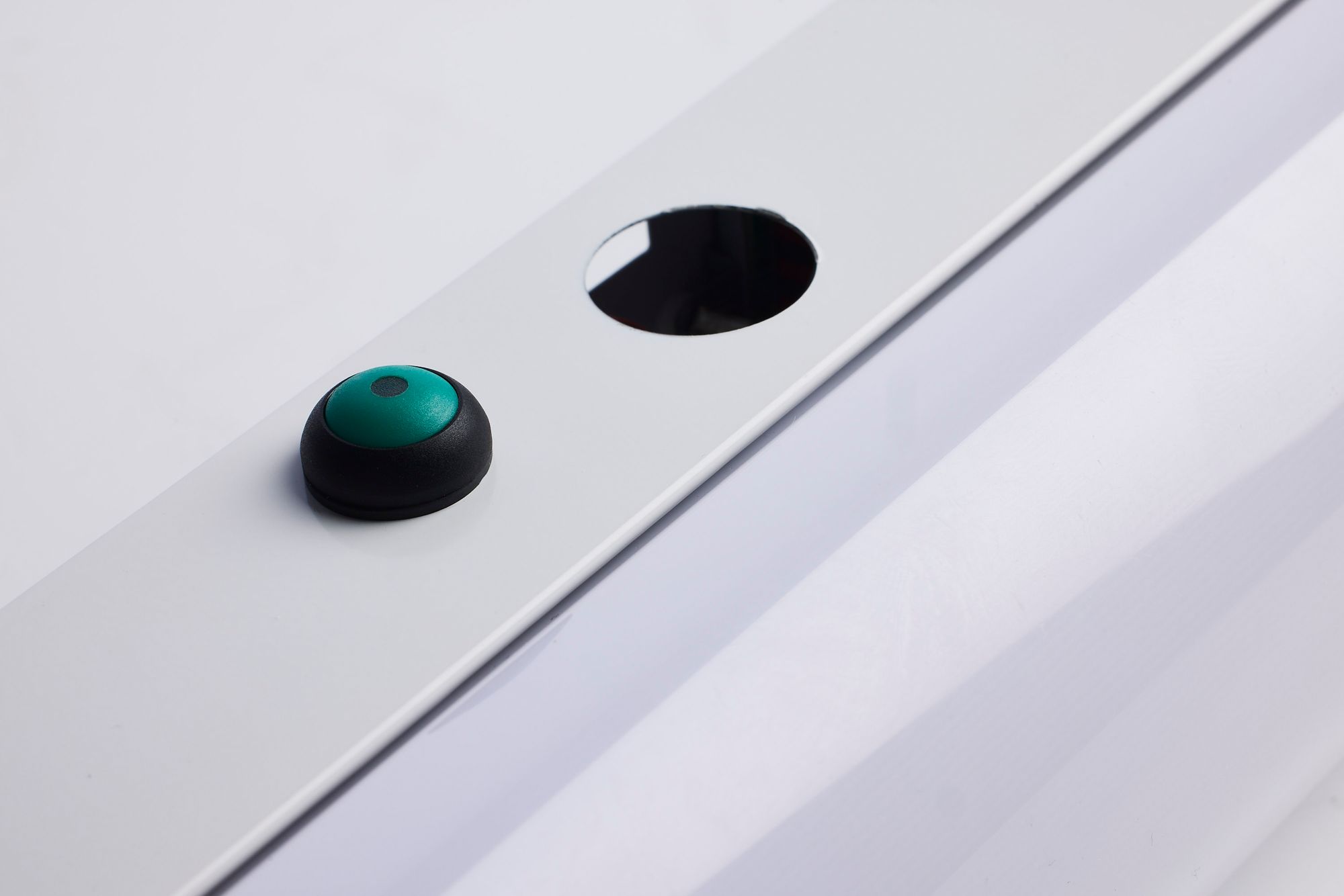 Image 4 LED 2 Ft Linear Strip Light 20W CCT Selectable; 100-277V more views