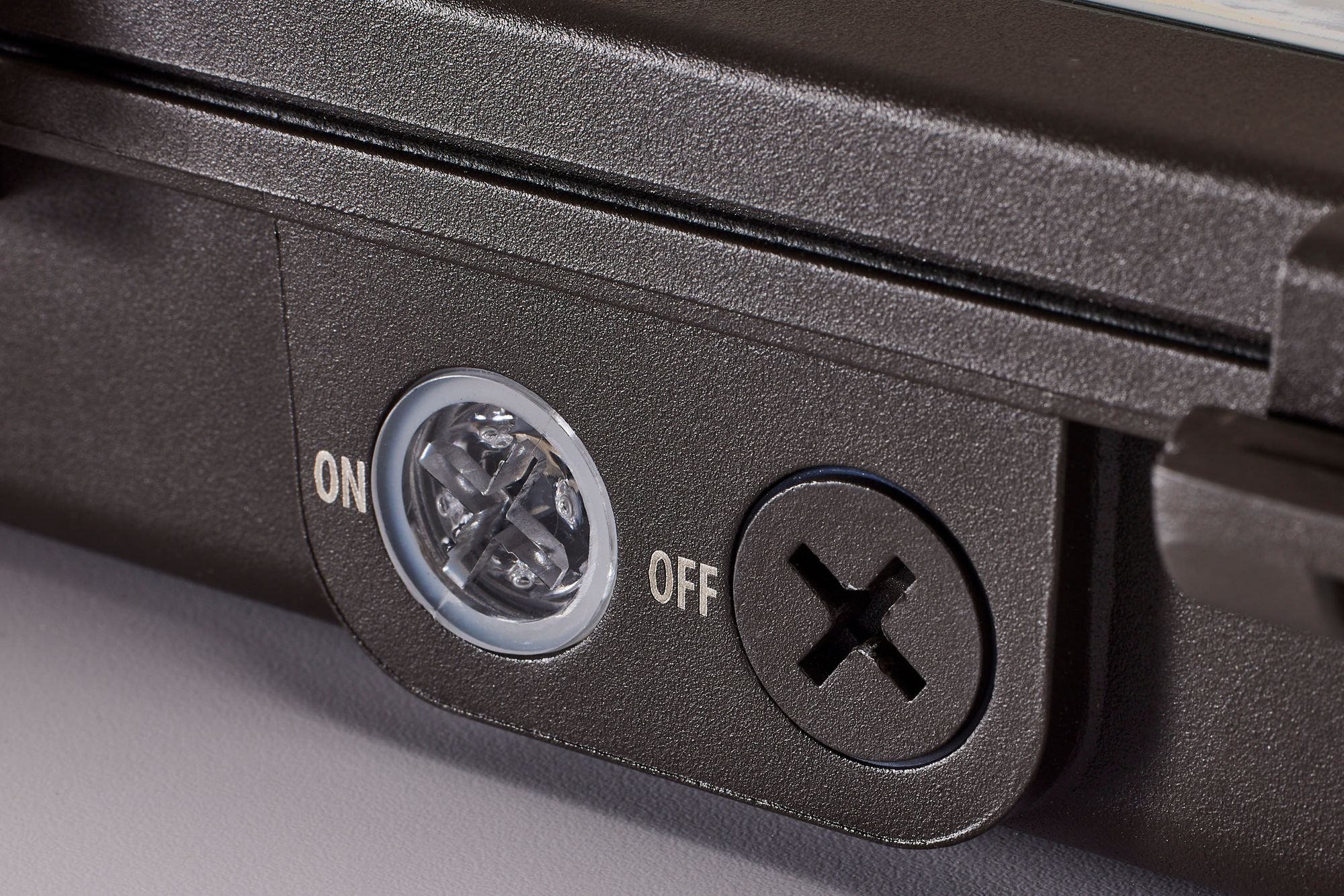 LED Low Profile Wall Pack Wattage 70/85/100W and CCT 3K/4K/5K Selectable