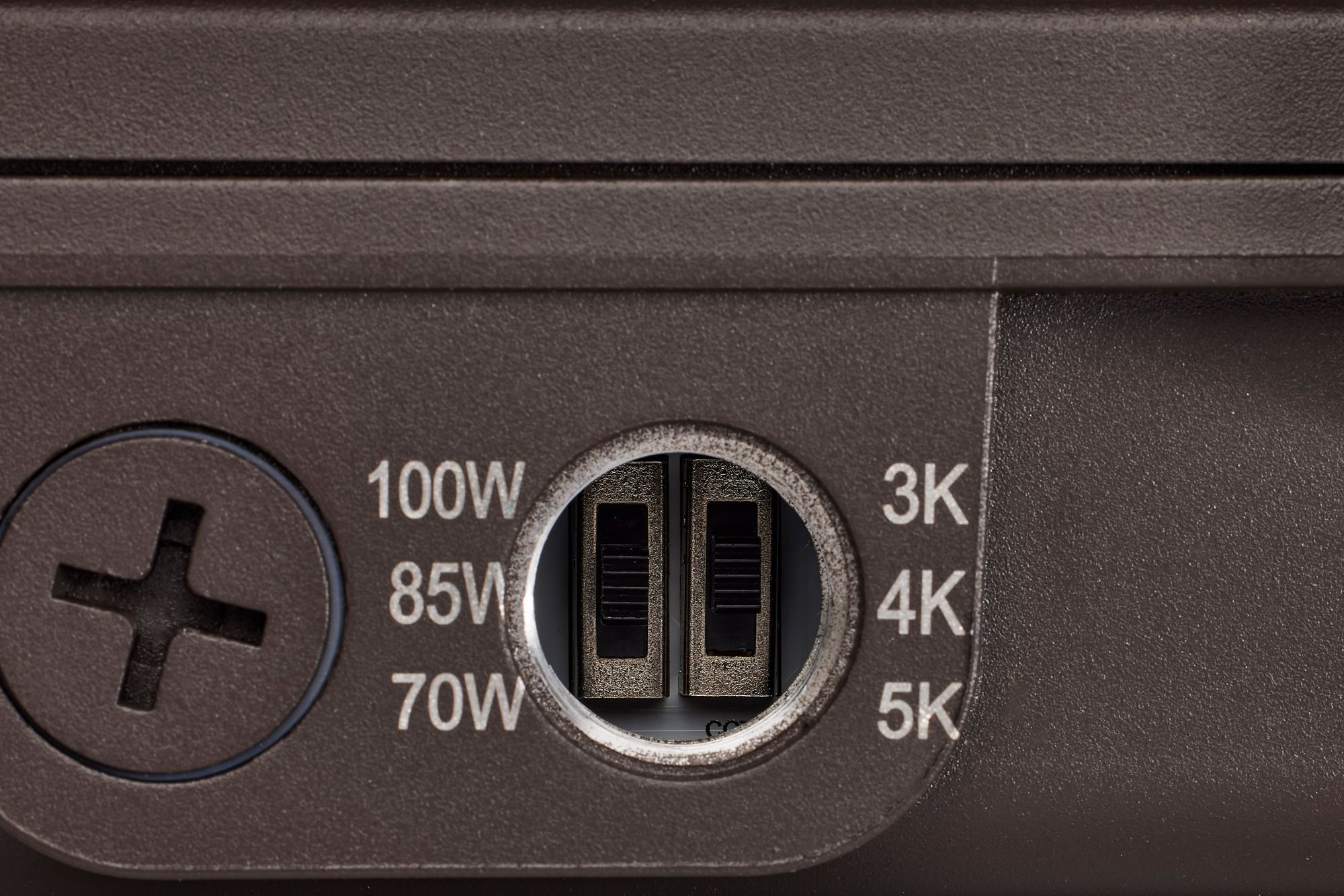 LED Low Profile Wall Pack Wattage 70/85/100W and CCT 3K/4K/5K Selectable