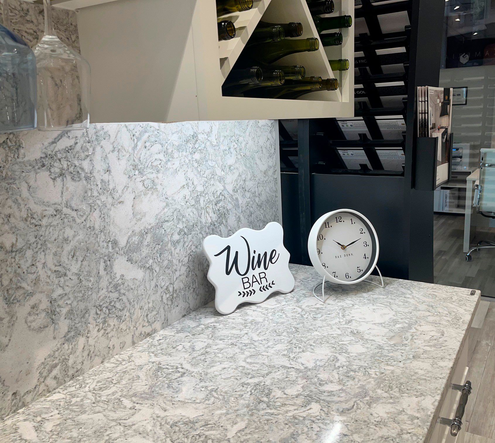 Image 3 LEDing Edge 14" Under Cabinet Tube Light more views