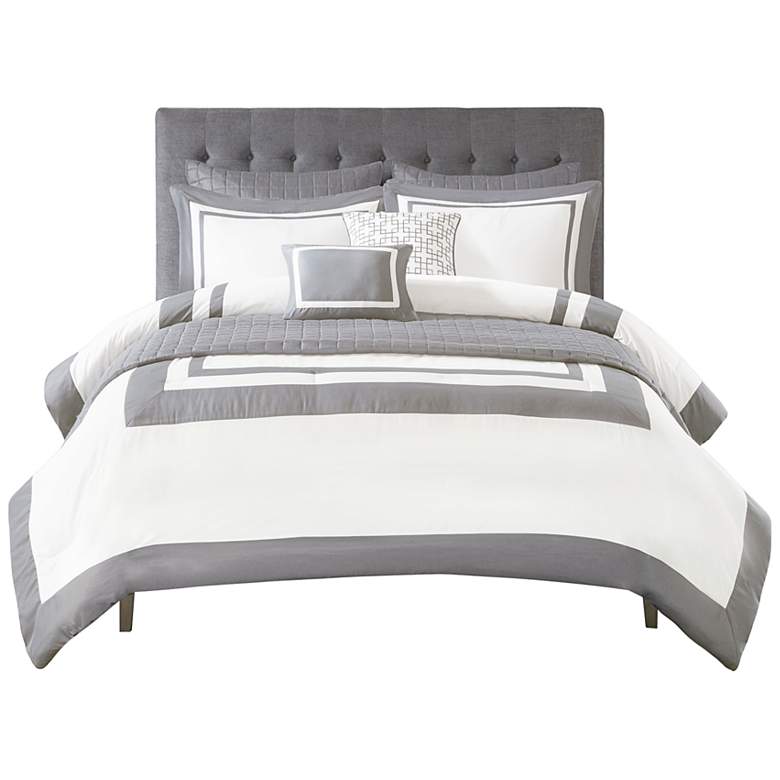 Image 2 Lexington Gray 8-Piece Full/Queen Comforter and Quilt Set
