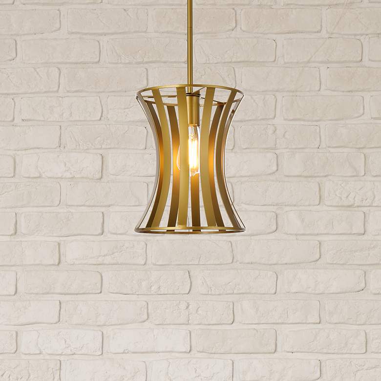 Image 1 Lily 1 Lt Pendant In Brass