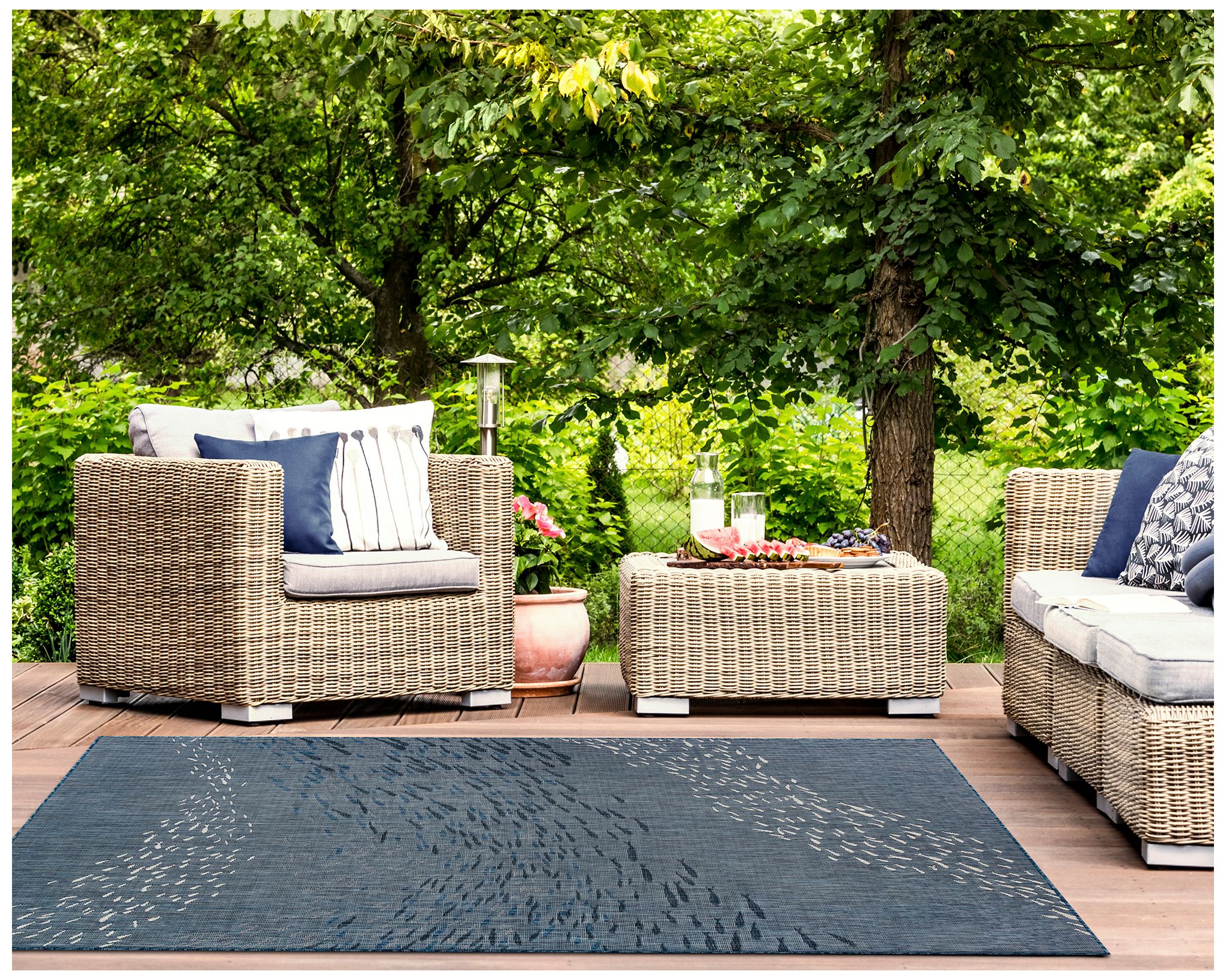 Image 5 Liora Manne Carmel School Of Fish Indoor/Outdoor Rug Navy 4'10" x more views