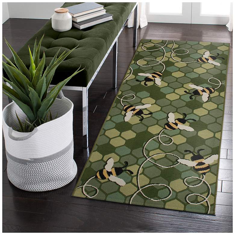 Image 1 Liora Manne Esencia Bee Free Indoor/Outdoor Mat Green 1'11"x4'11"