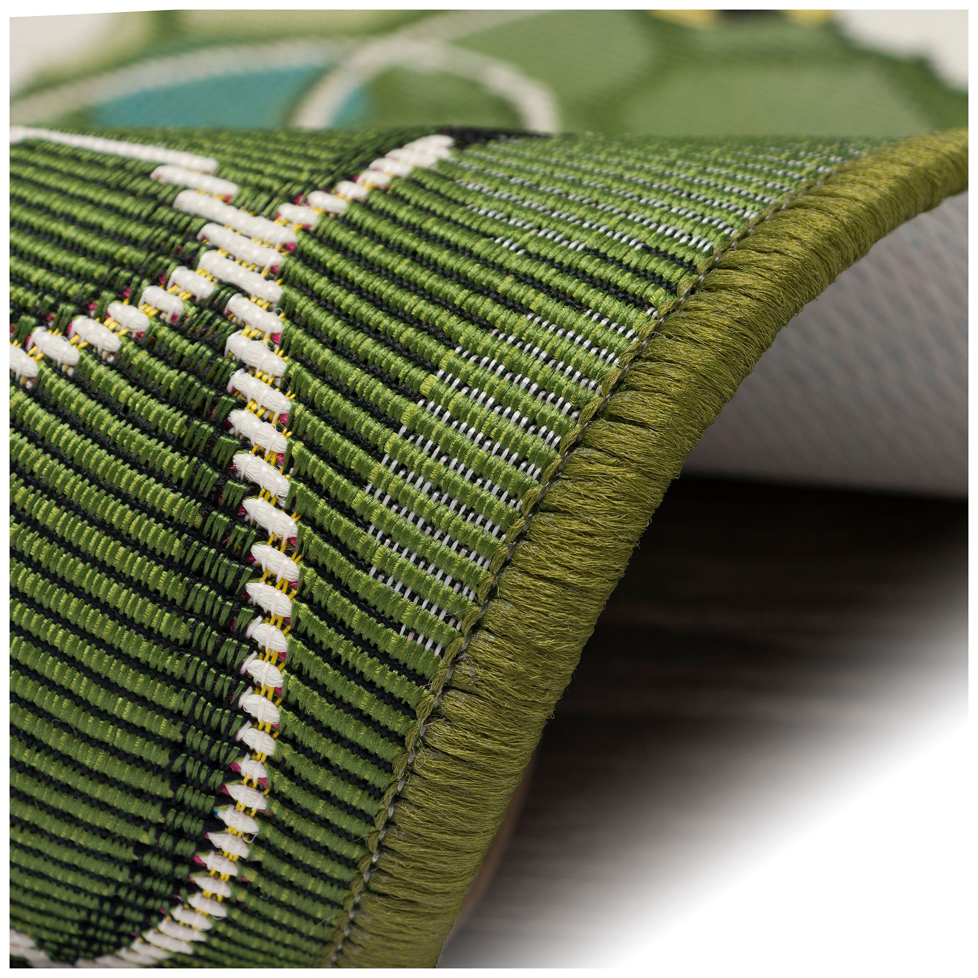 Liora Manne Esencia Bee Free Indoor/Outdoor Mat Green 2'5"x3'11"