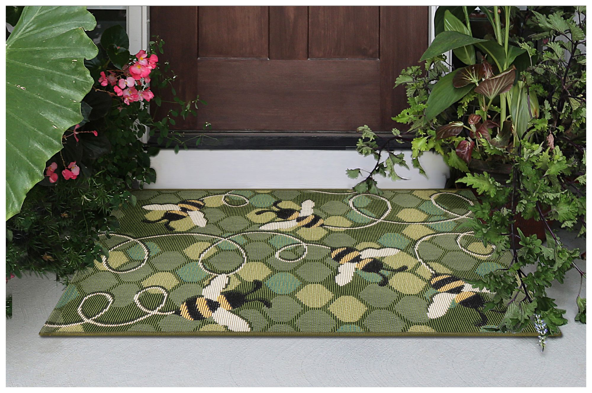 Liora Manne Esencia Bee Free Indoor/Outdoor Mat Green 2'5"x3'11"