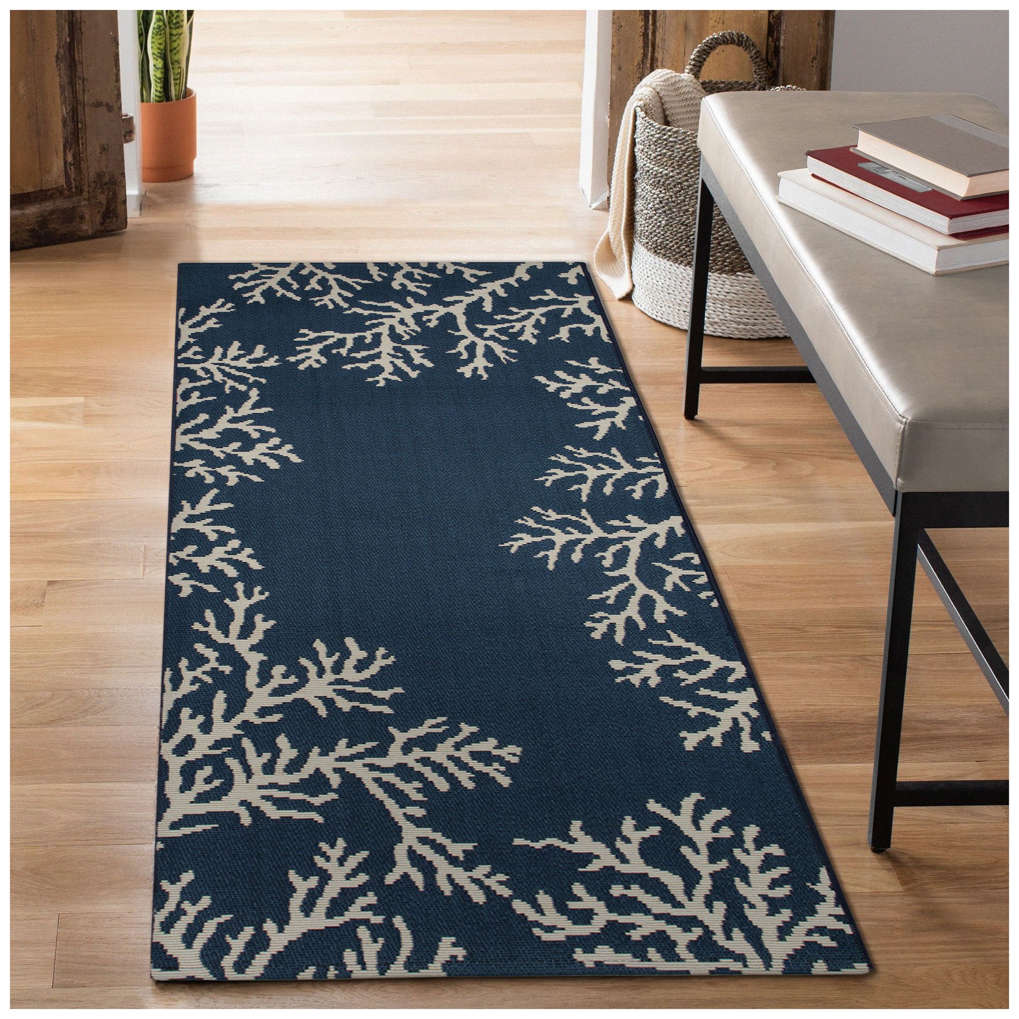 Liora Manne Esencia Coral Edge Indoor/Outdoor Mat Navy 1'11"x4'