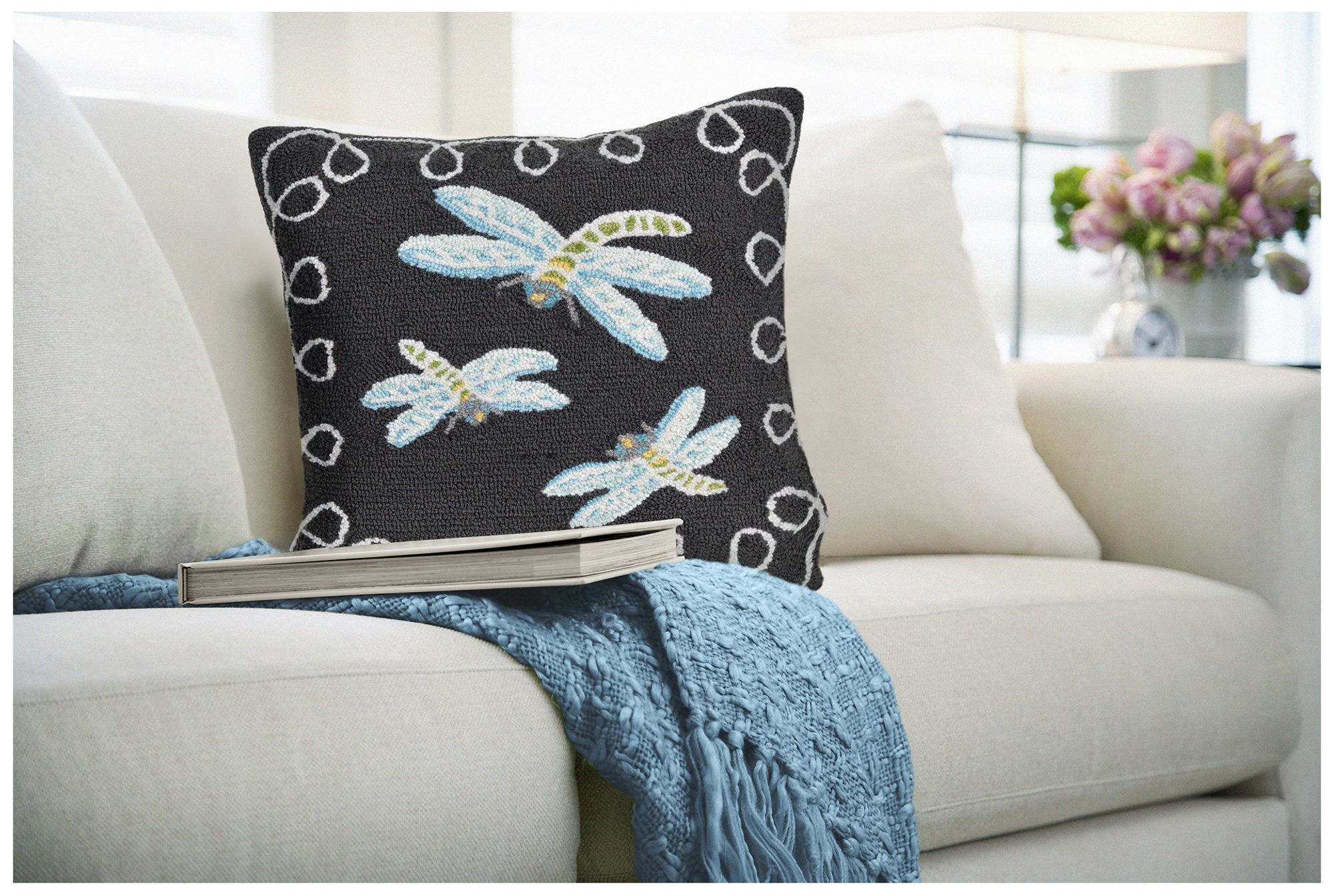 Liora Manne Frontporch Dragonfly Indoor/Outdoor Pillow Midnight 18"x18