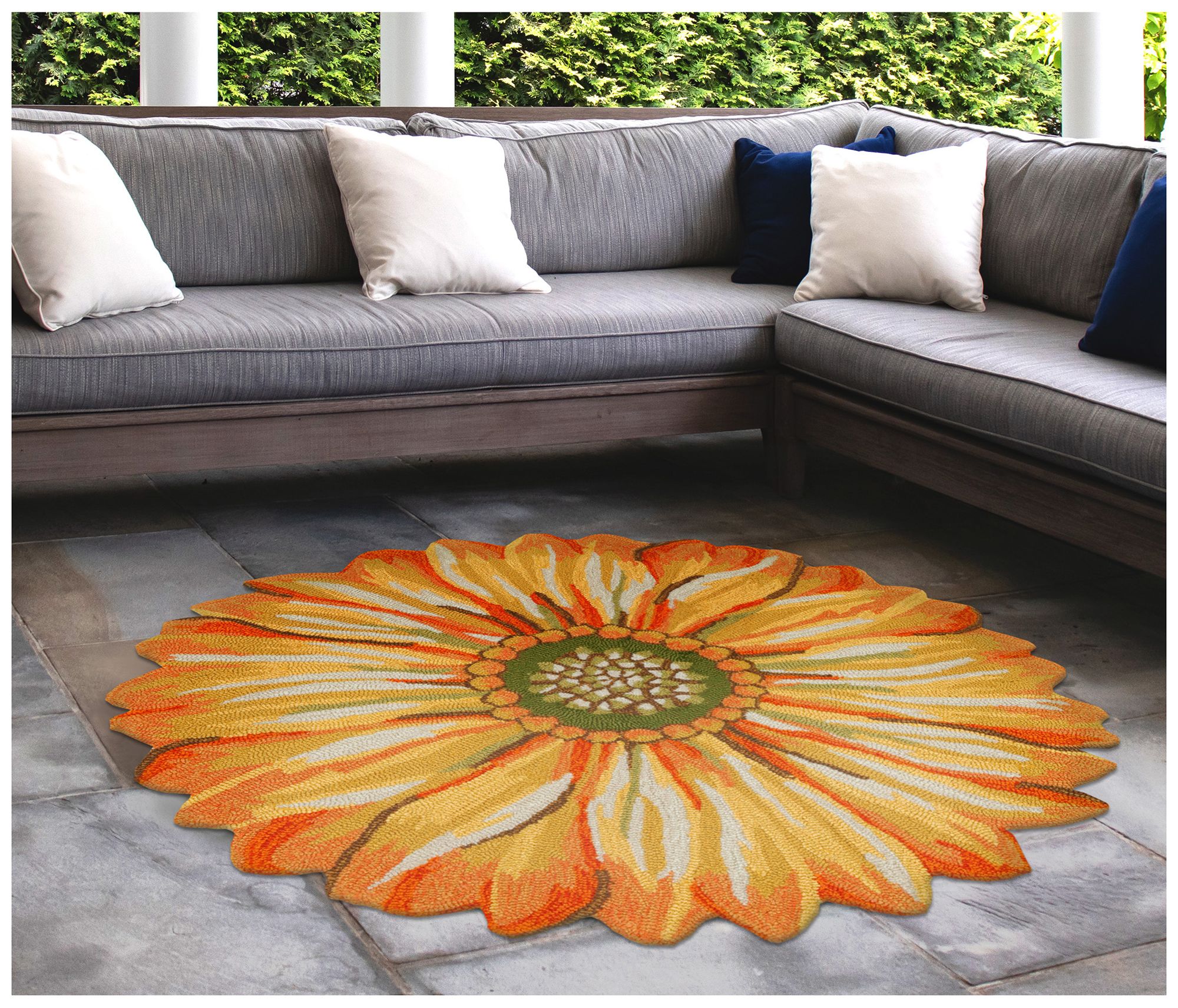 Liora Manne Frontporch Sunflower Indoor/Outdoor Mat Yellow 5' Round