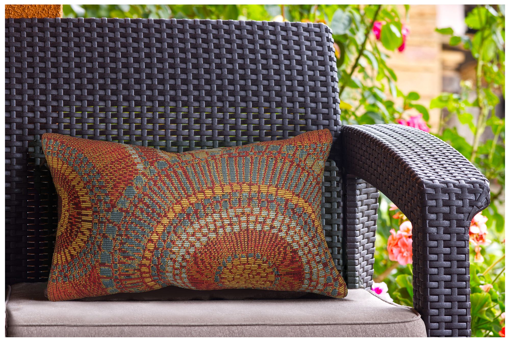 Image 3 Liora Manne Marina Circles Indoor/Outdoor Pillow Saffron 12"x18" more views