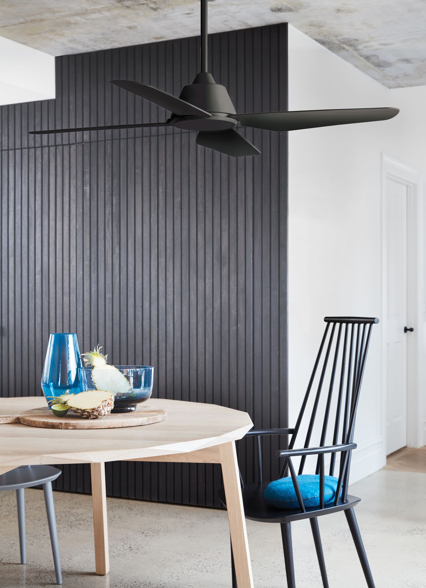 Thumbnail3 of Lucci Air Aria 52" Indoor/Outdoor Black Fan & Light more views