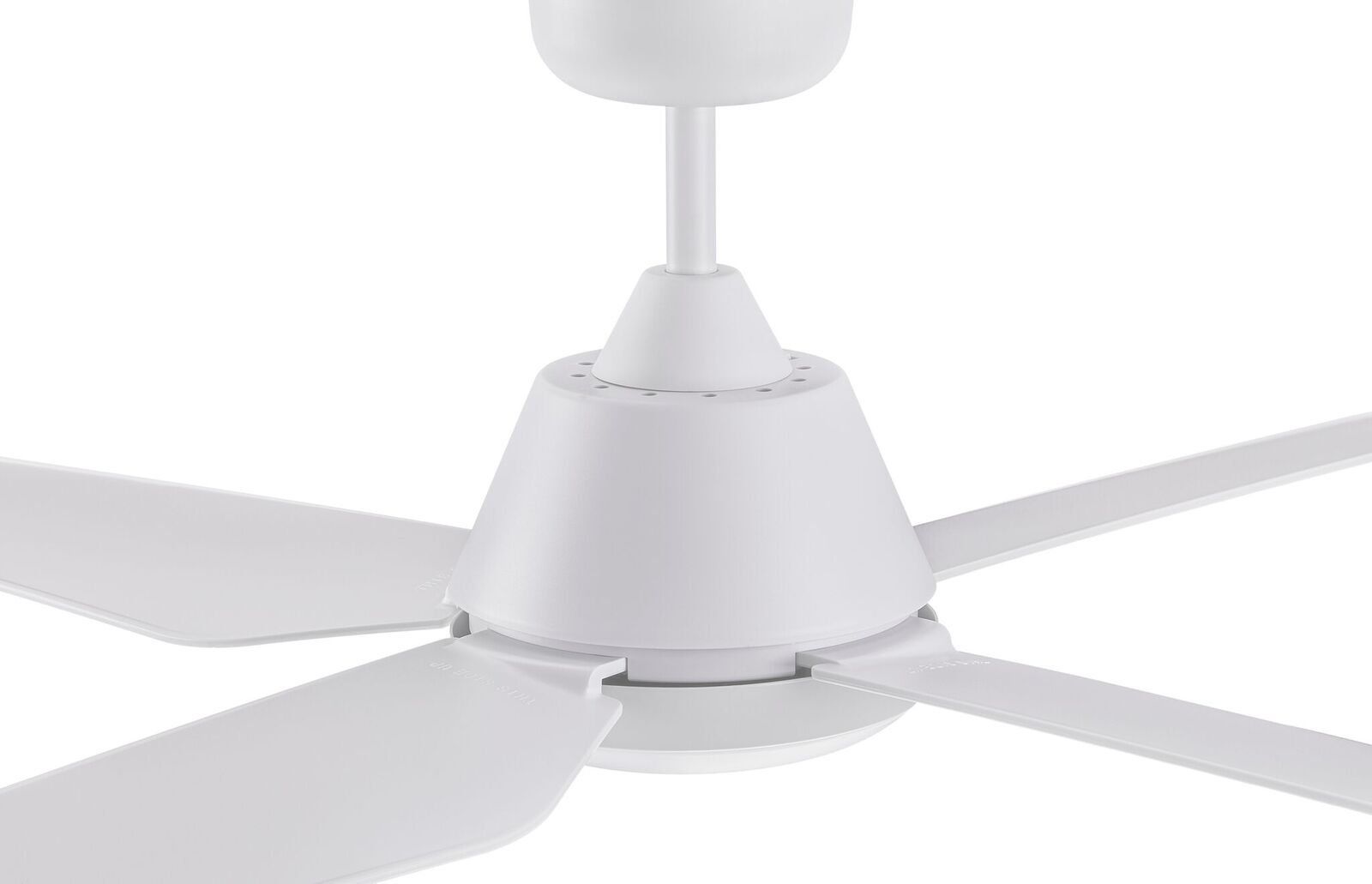 Lucci Air Aria 52" Indoor/Outdoor White Fan & Light