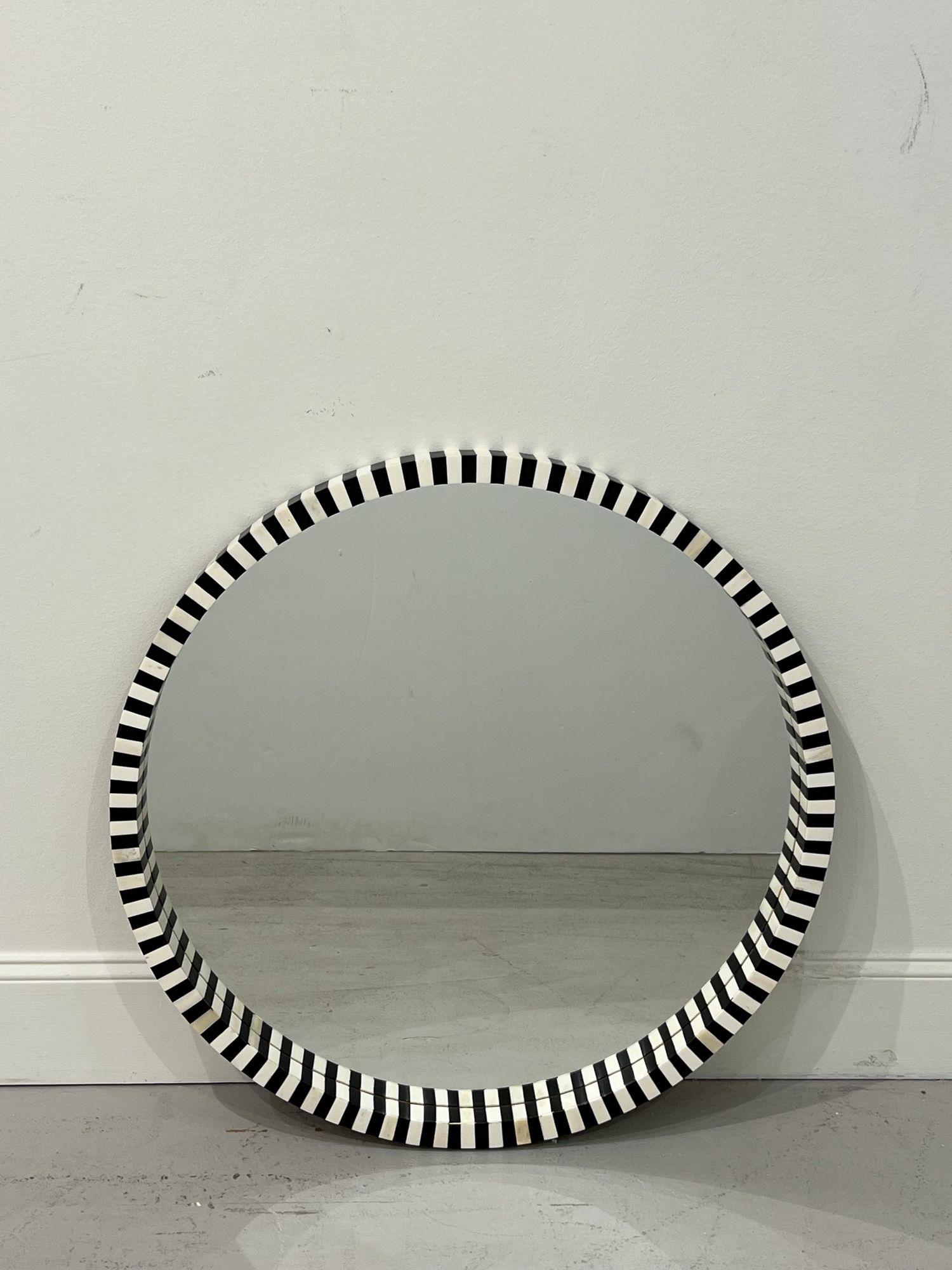 Image 4 Macardle 32" x 32" Black And Cream Wall Mirror more views