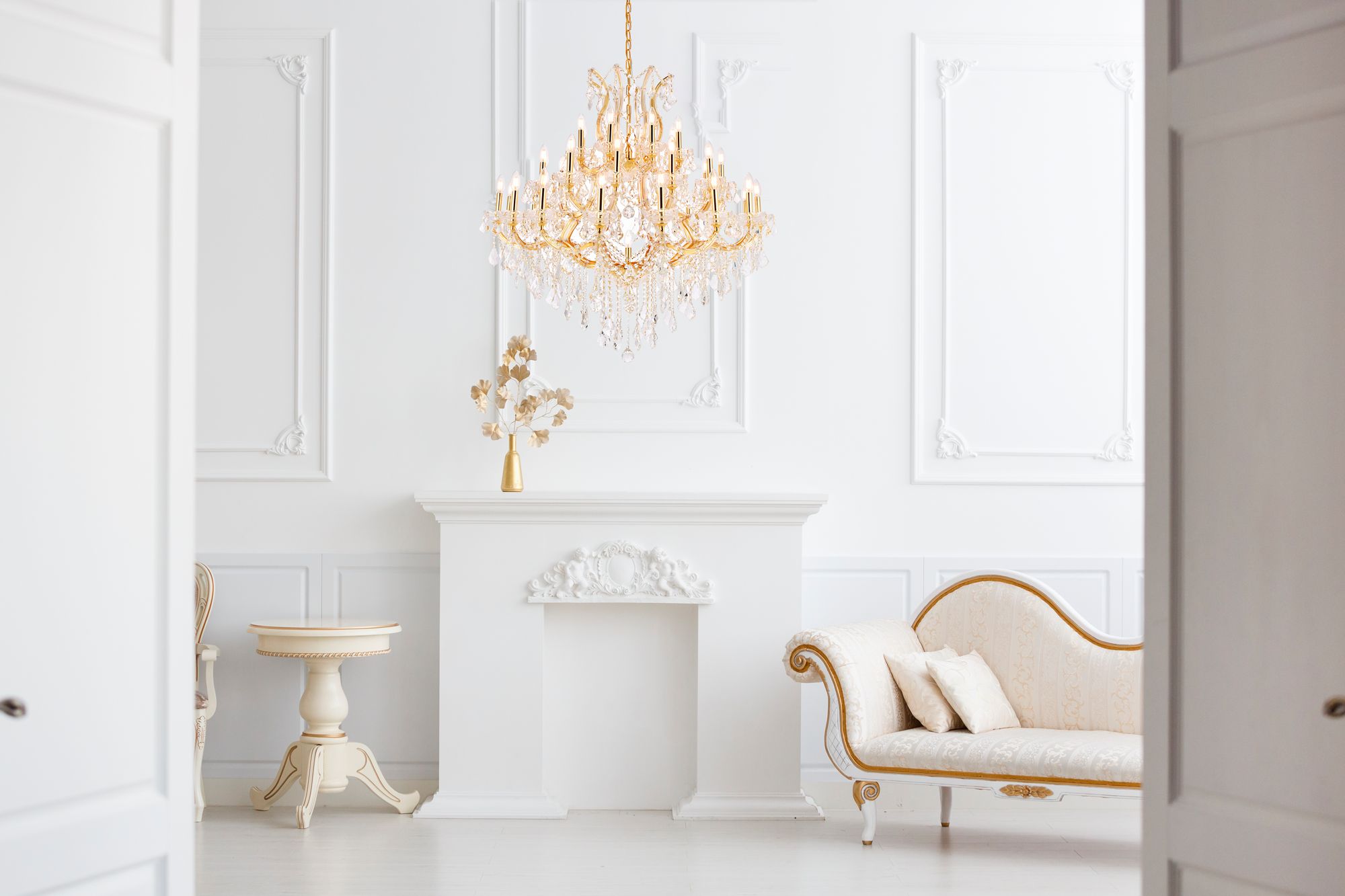 Image 3 Maria Theresa 37 Lt Gold Chandelier Clear Crystal more views